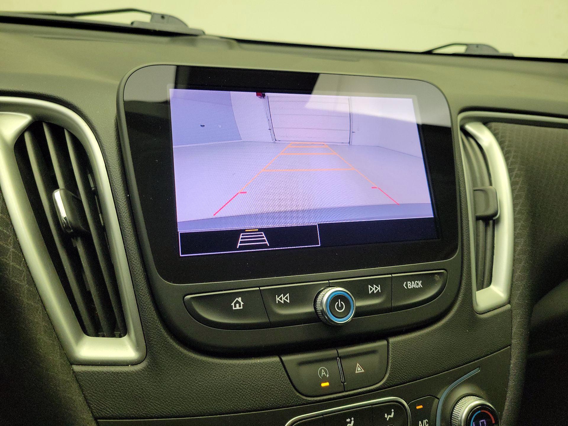 Thumbnail: 2023 Chevrolet Malibu - 14