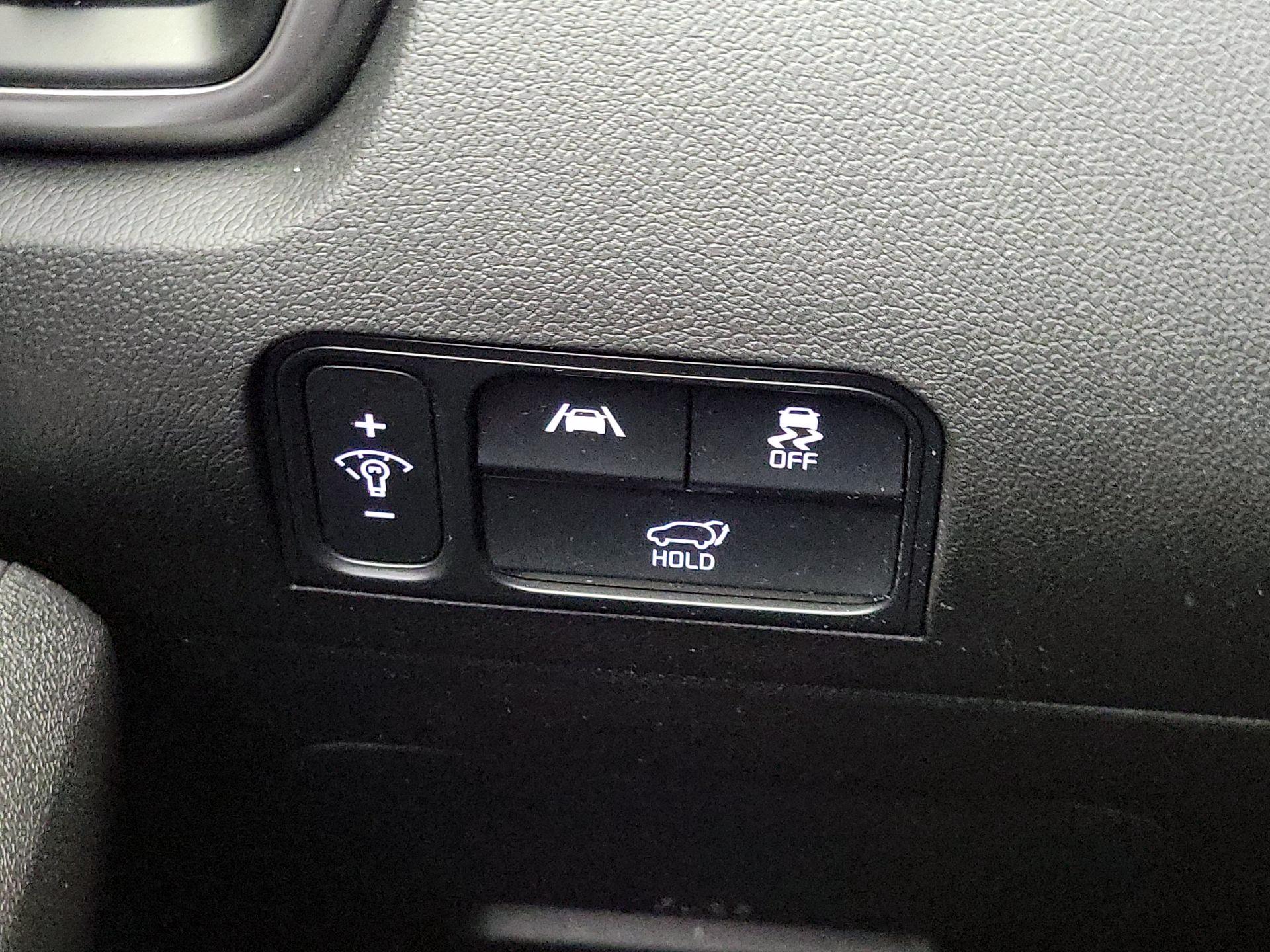 Thumbnail: 2022 Kia Sorento - 13