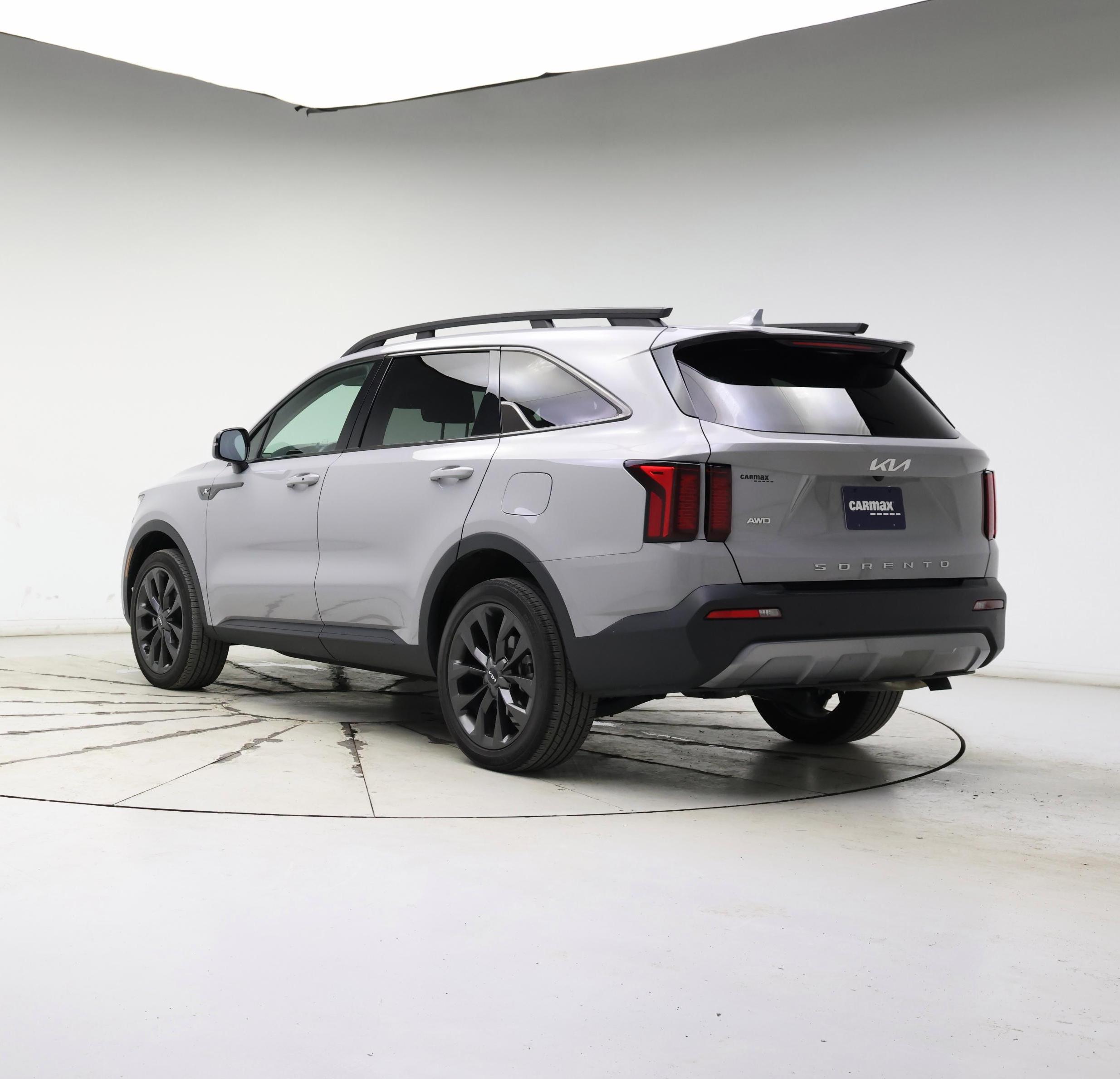 Thumbnail: 2022 Kia Sorento - 2