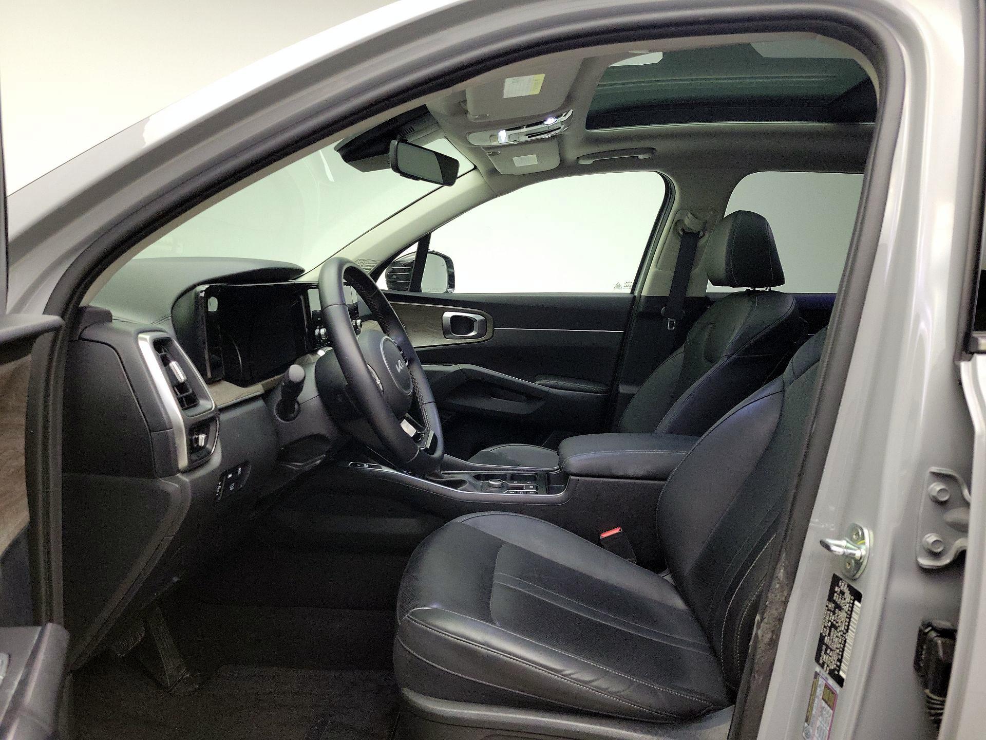 Thumbnail: 2022 Kia Sorento - 20