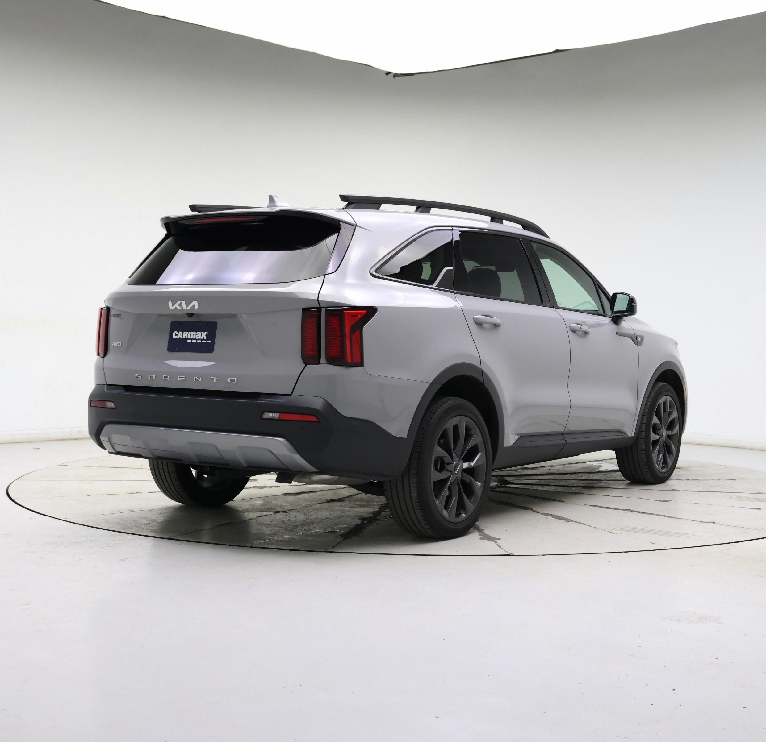 Thumbnail: 2022 Kia Sorento - 8