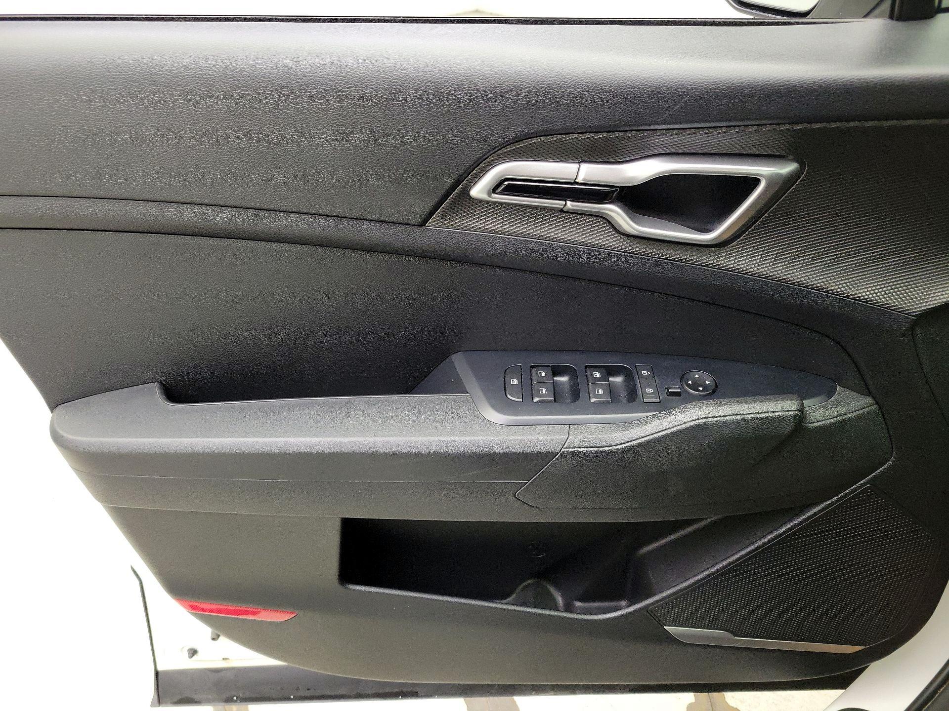 Thumbnail: 2023 Kia Sportage - 12