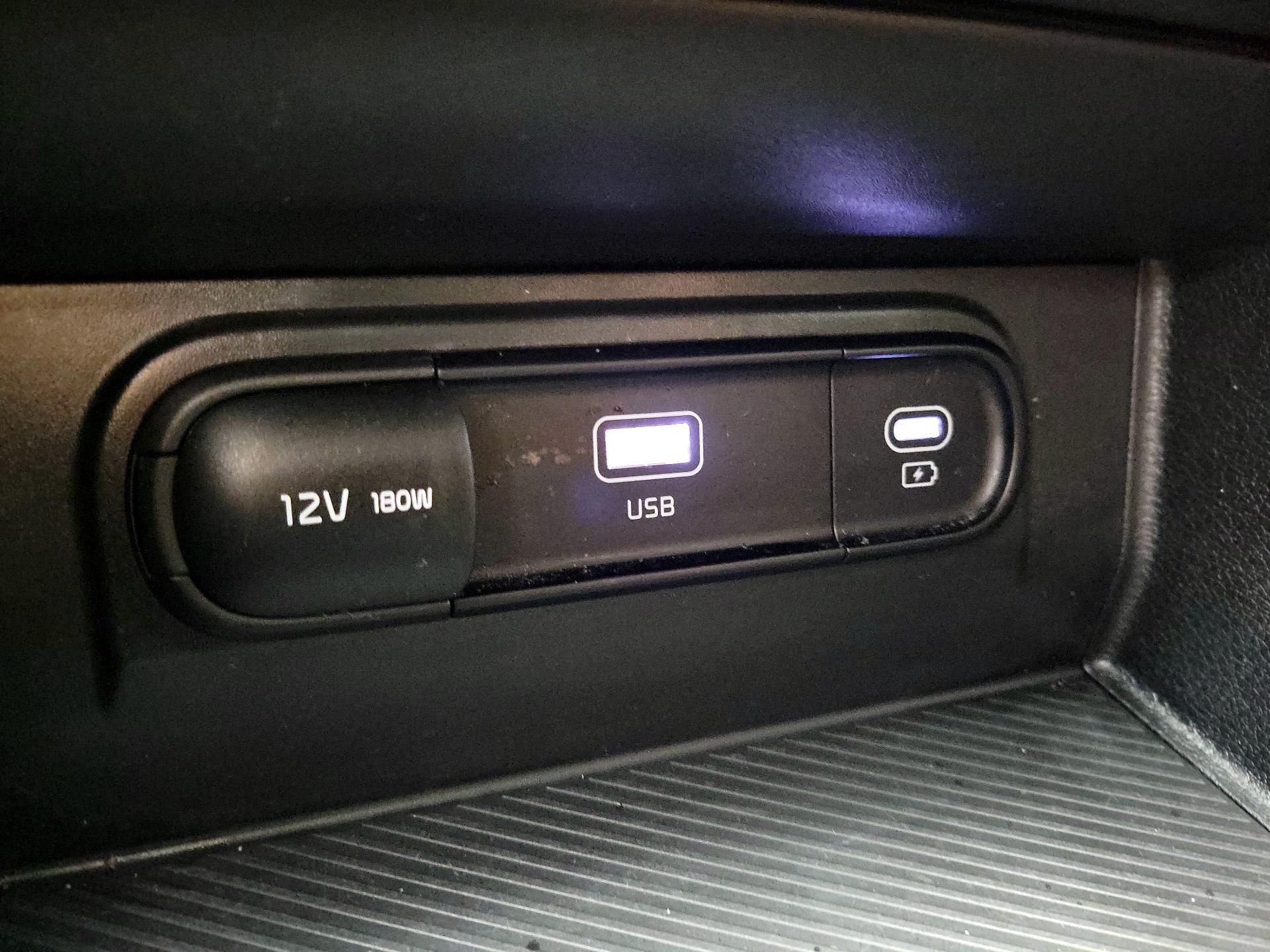 Thumbnail: 2023 Kia Sportage - 17