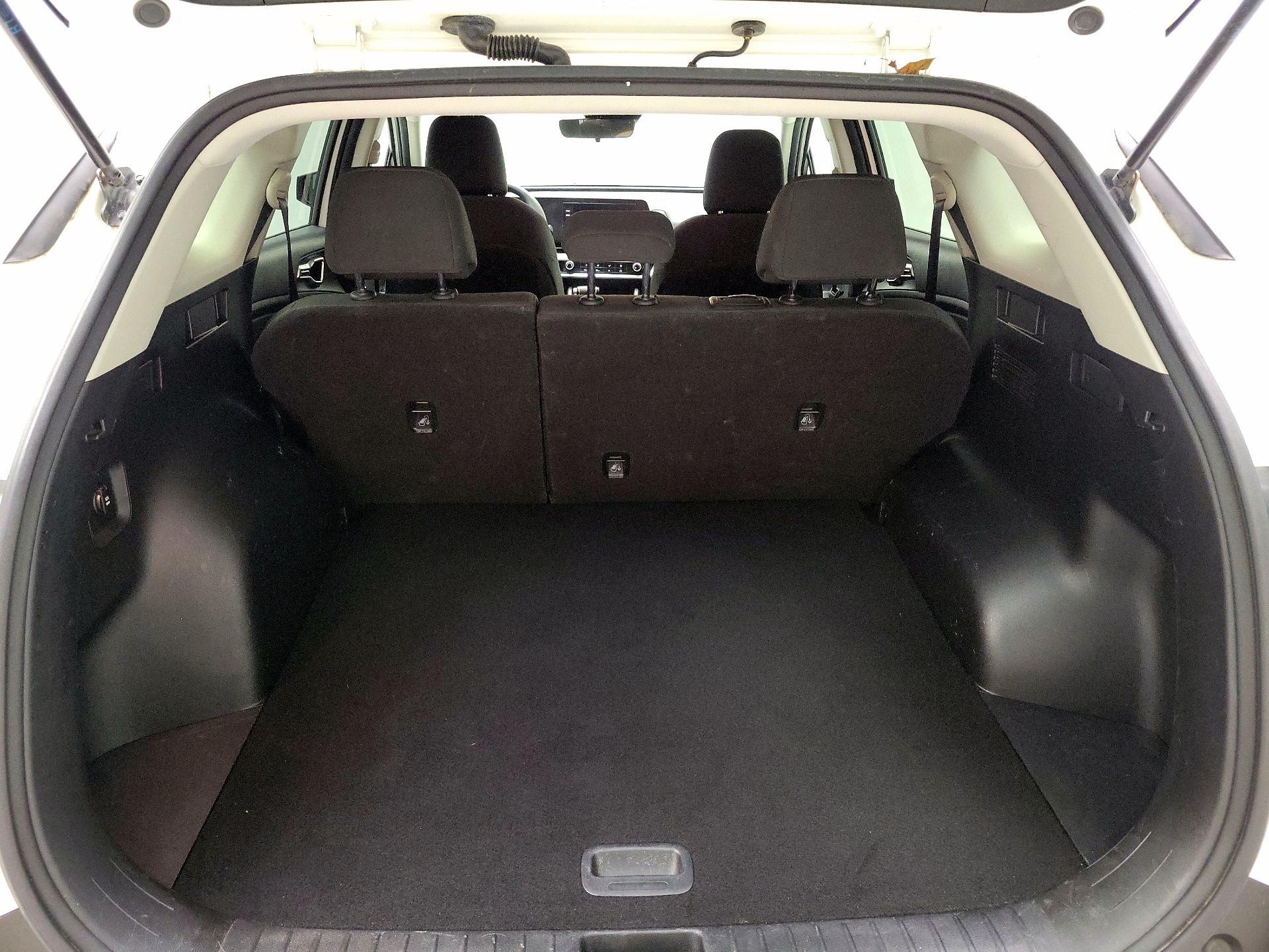 Thumbnail: 2023 Kia Sportage - 19