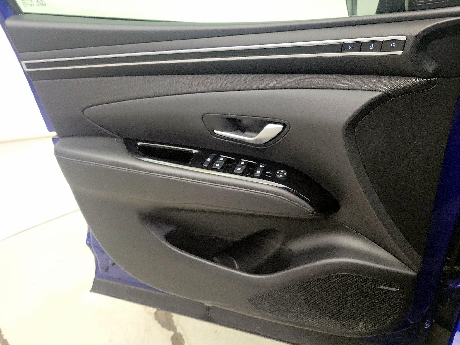 Thumbnail: 2023 Hyundai Tucson - 12