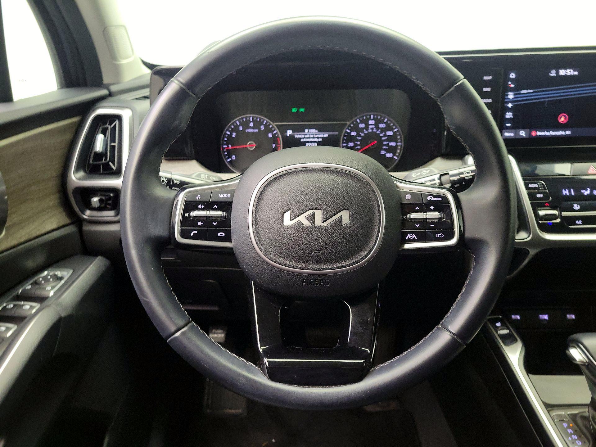 Thumbnail: 2022 Kia Sorento - 10