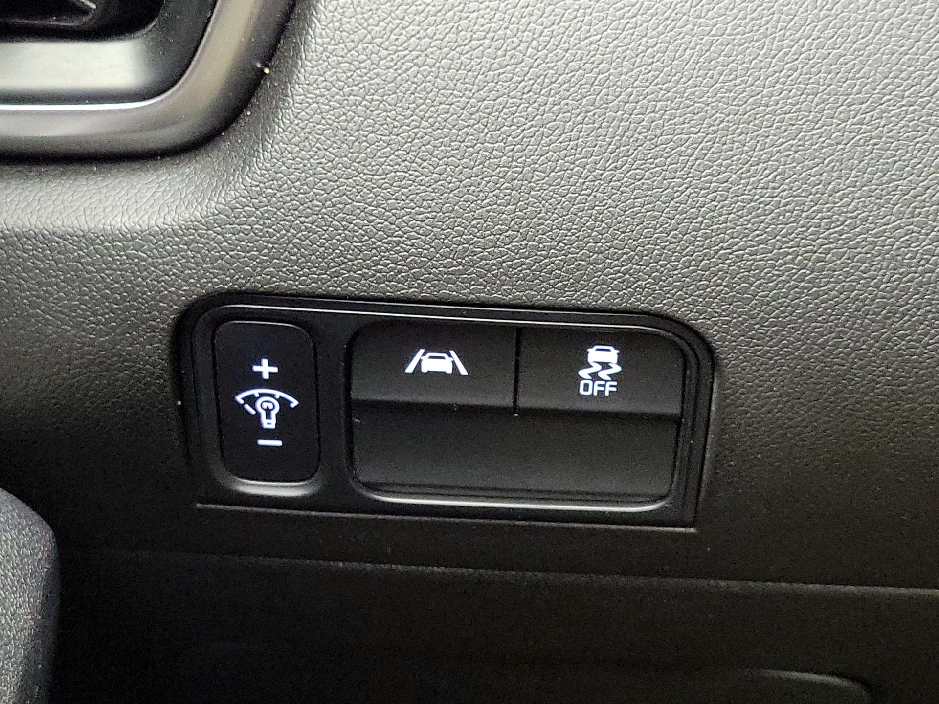 Thumbnail: 2022 Kia Sorento - 13