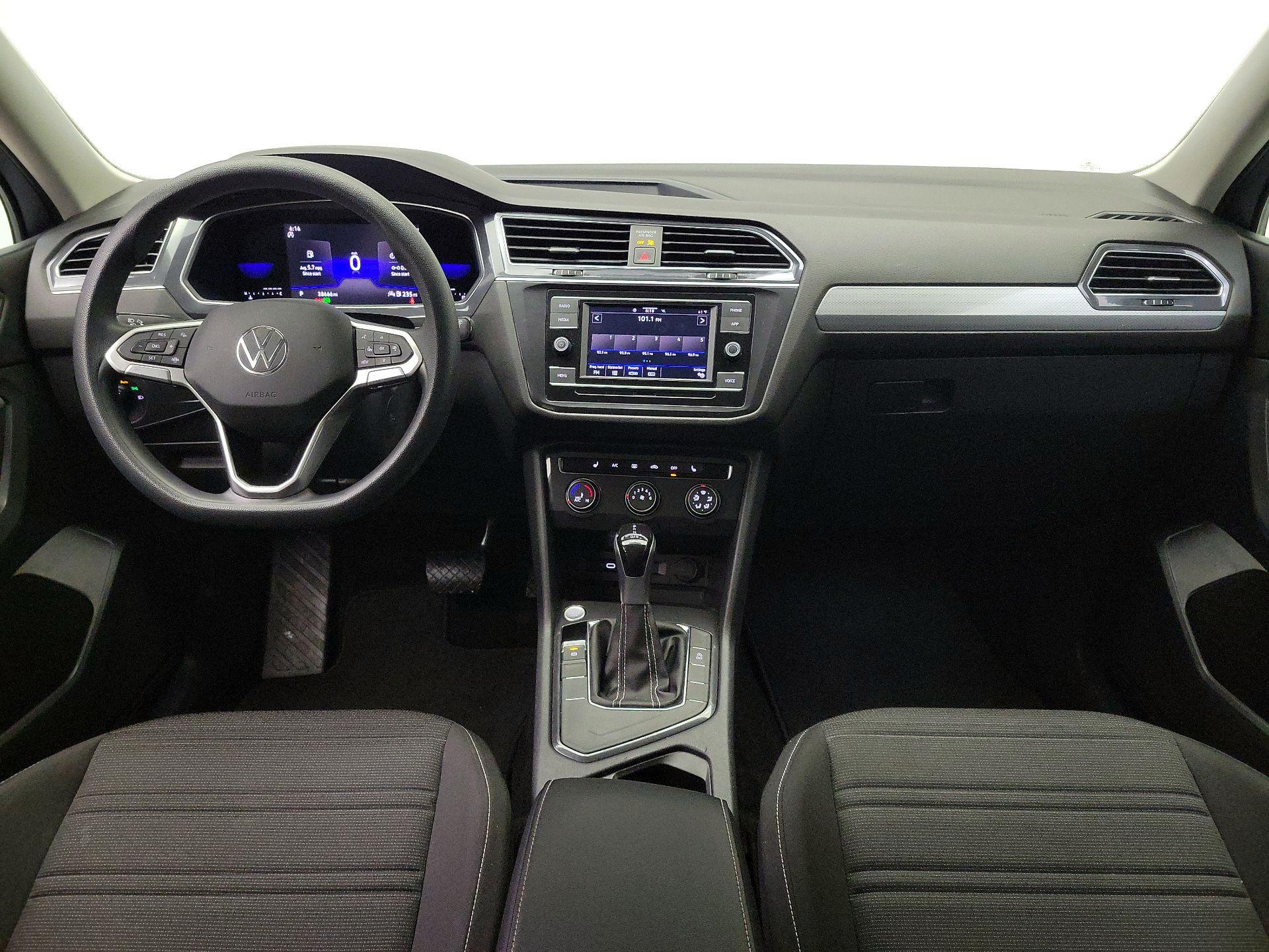 Thumbnail: 2022 Volkswagen Tiguan - 9