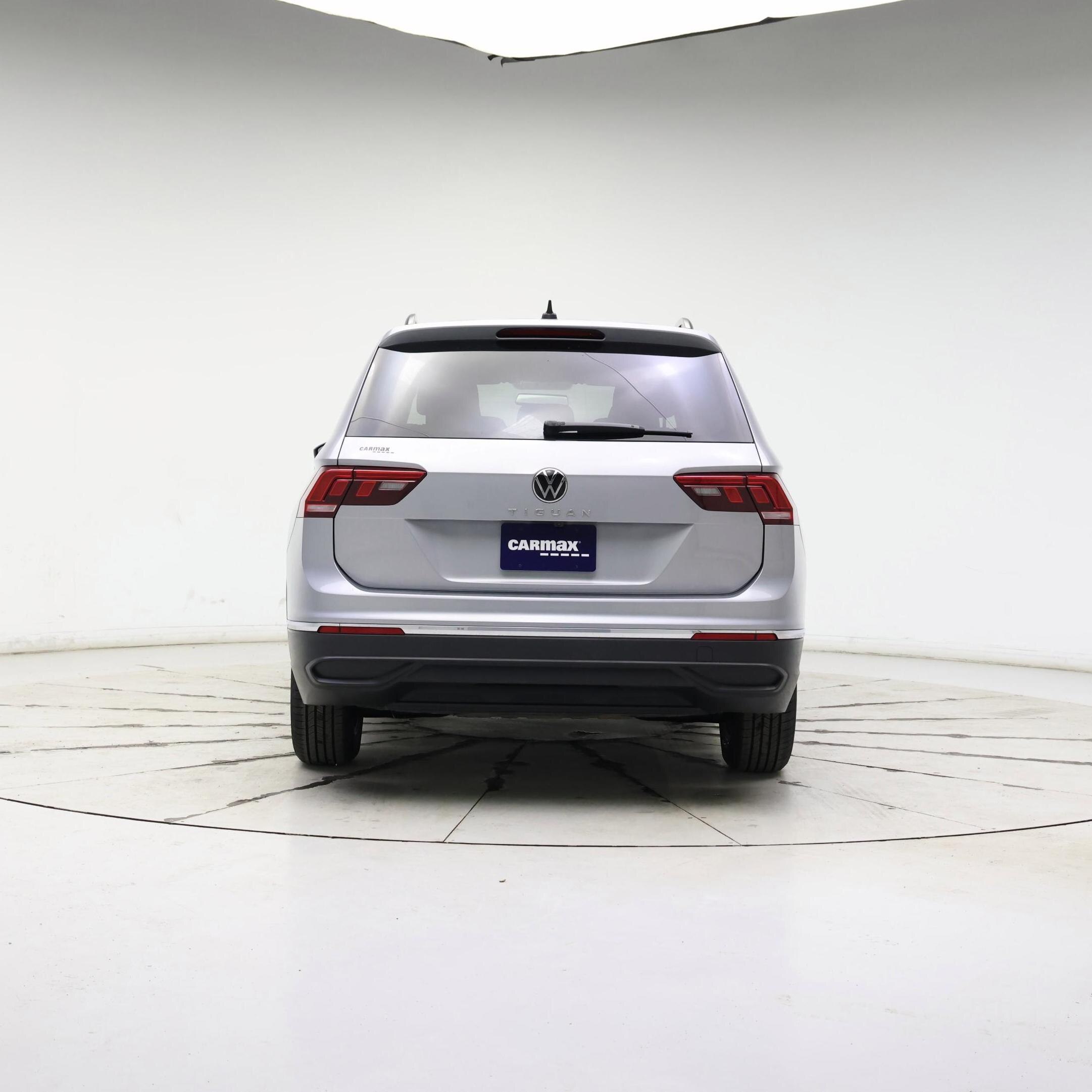 Thumbnail: 2022 Volkswagen Tiguan - 6