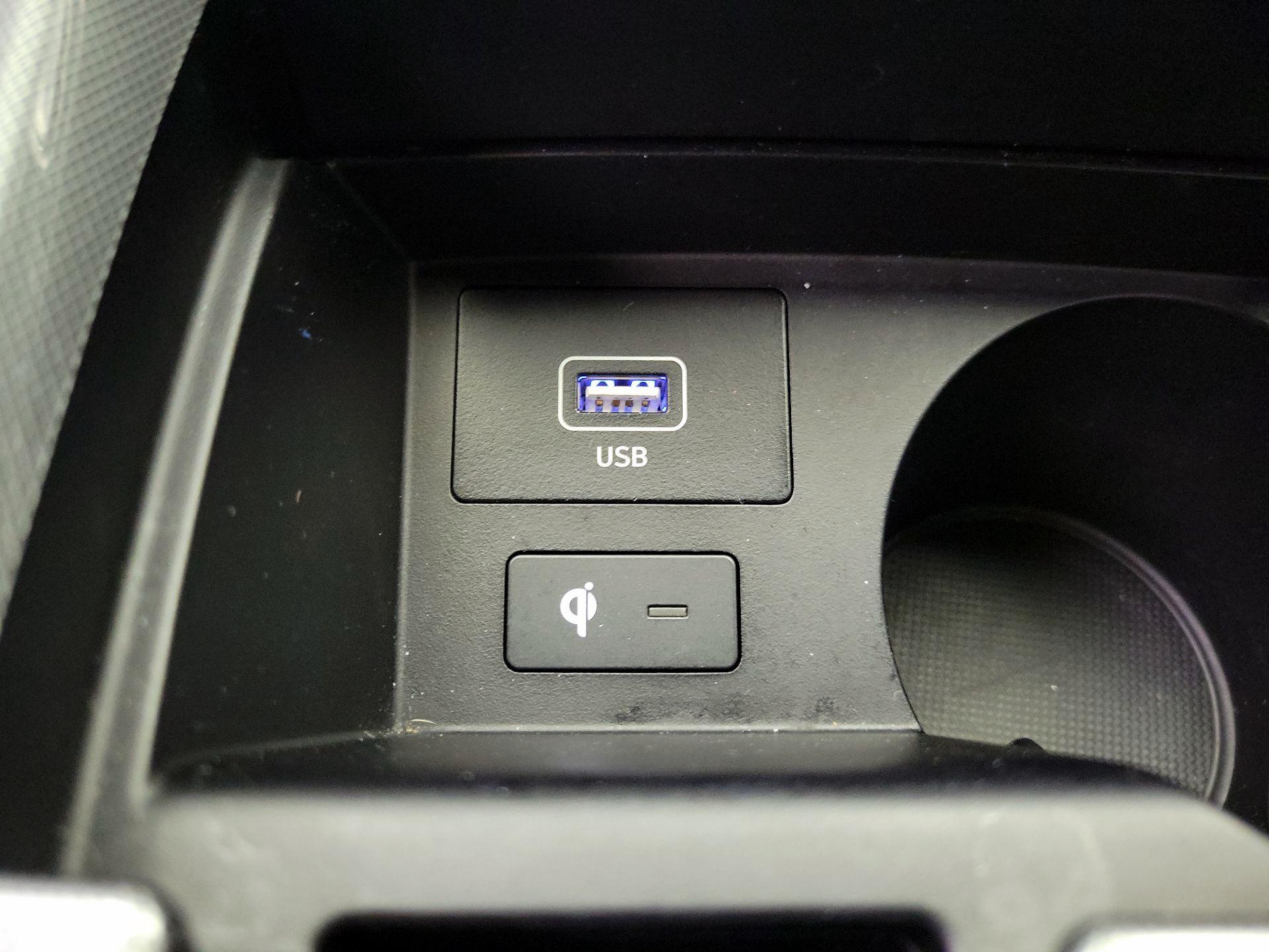 Thumbnail: 2023 Hyundai Santa Fe - 19