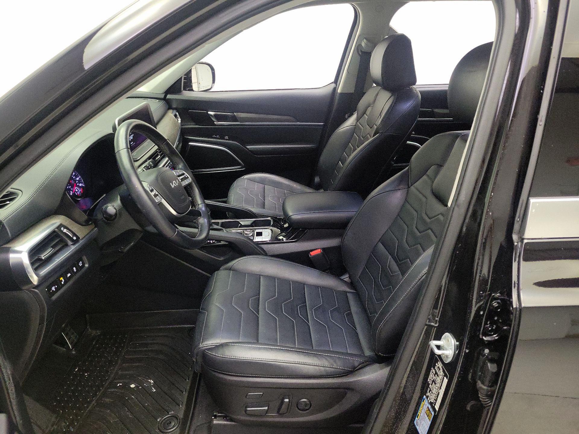 Thumbnail: 2022 Kia Telluride - 11