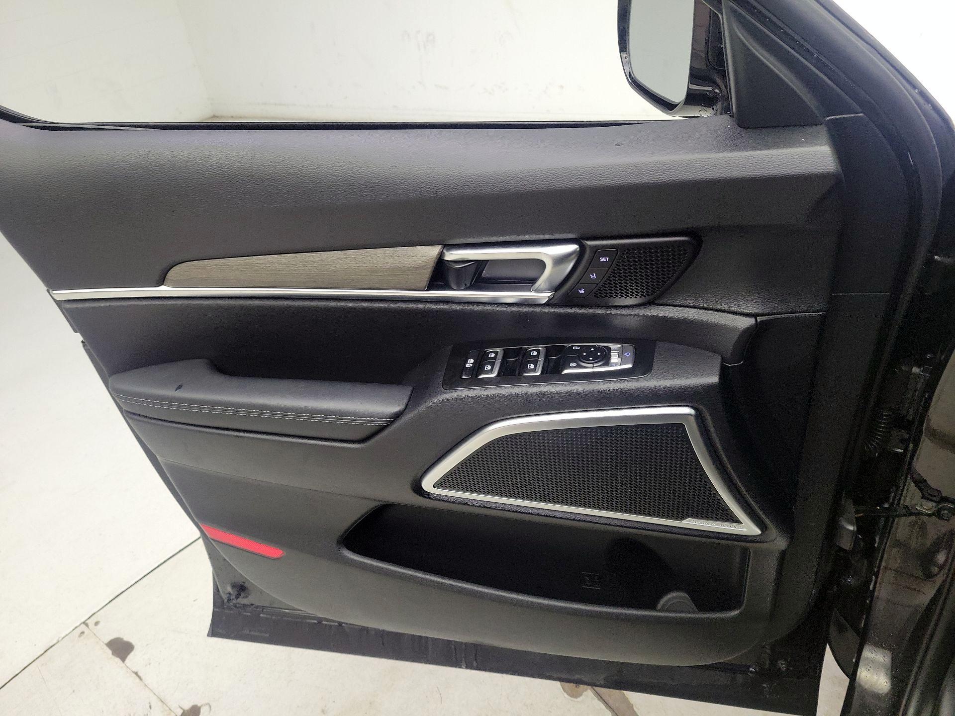 Thumbnail: 2022 Kia Telluride - 12