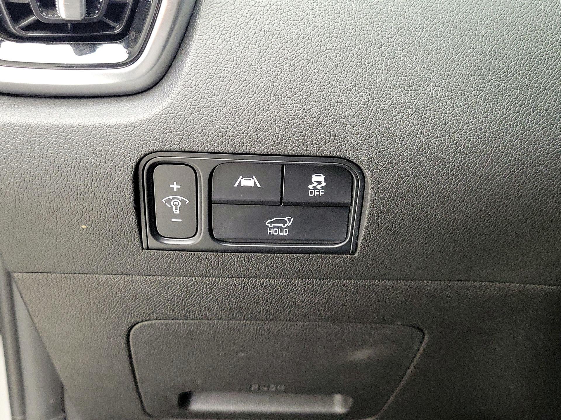 Thumbnail: 2023 Kia Sorento - 13