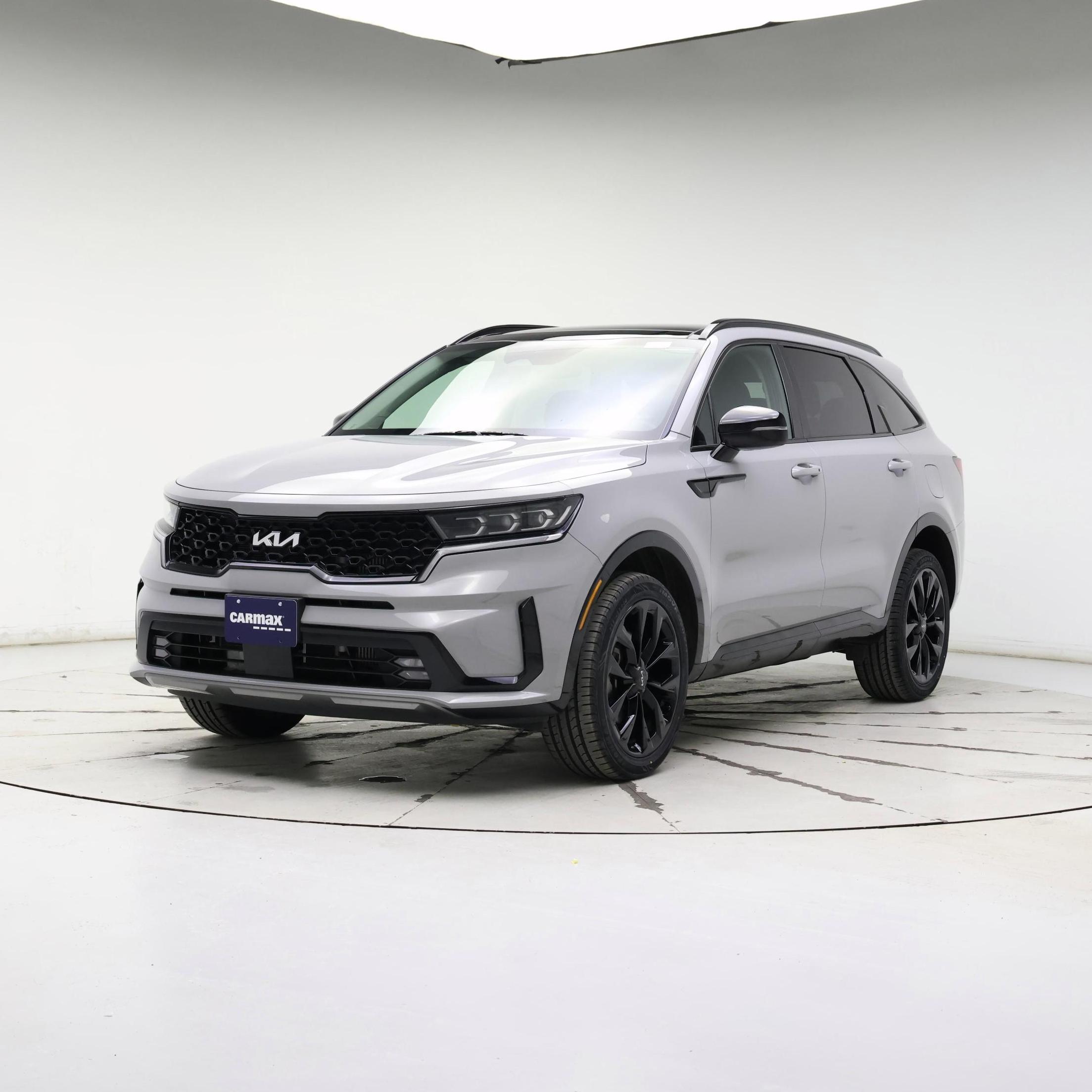 Thumbnail: 2023 Kia Sorento - 4