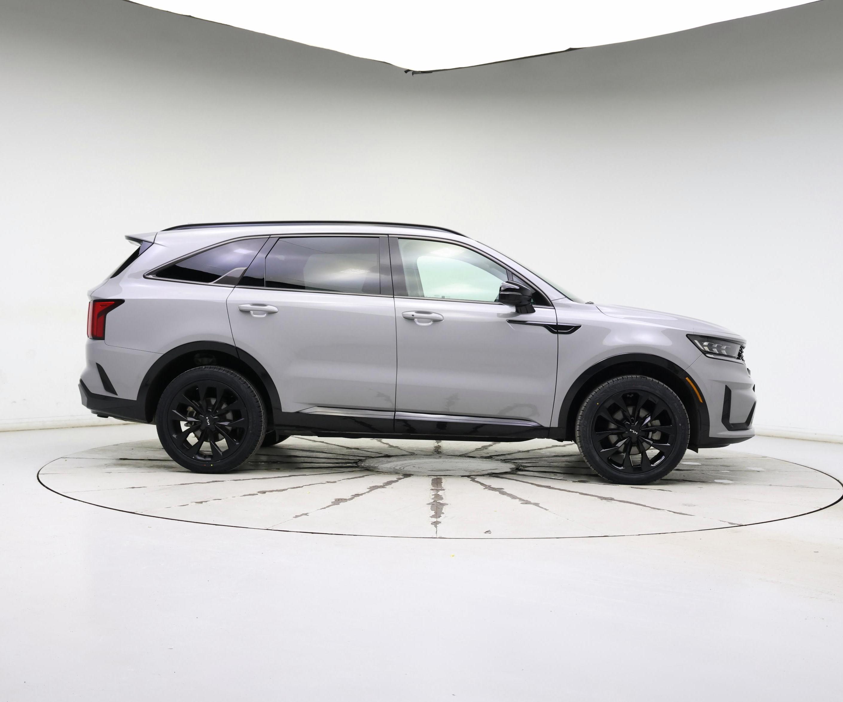 Thumbnail: 2023 Kia Sorento - 7