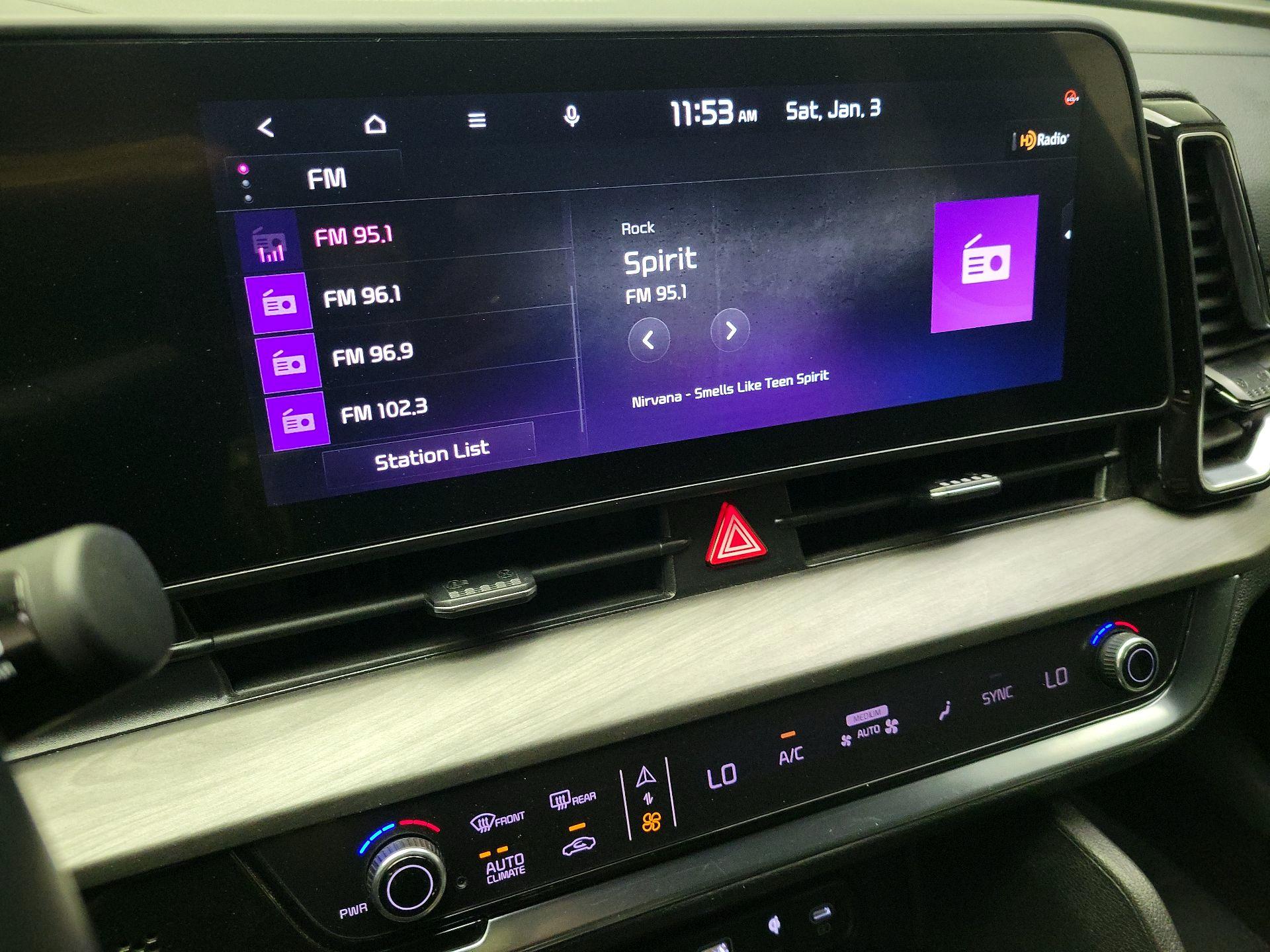 Thumbnail: 2023 Kia Sportage - 16