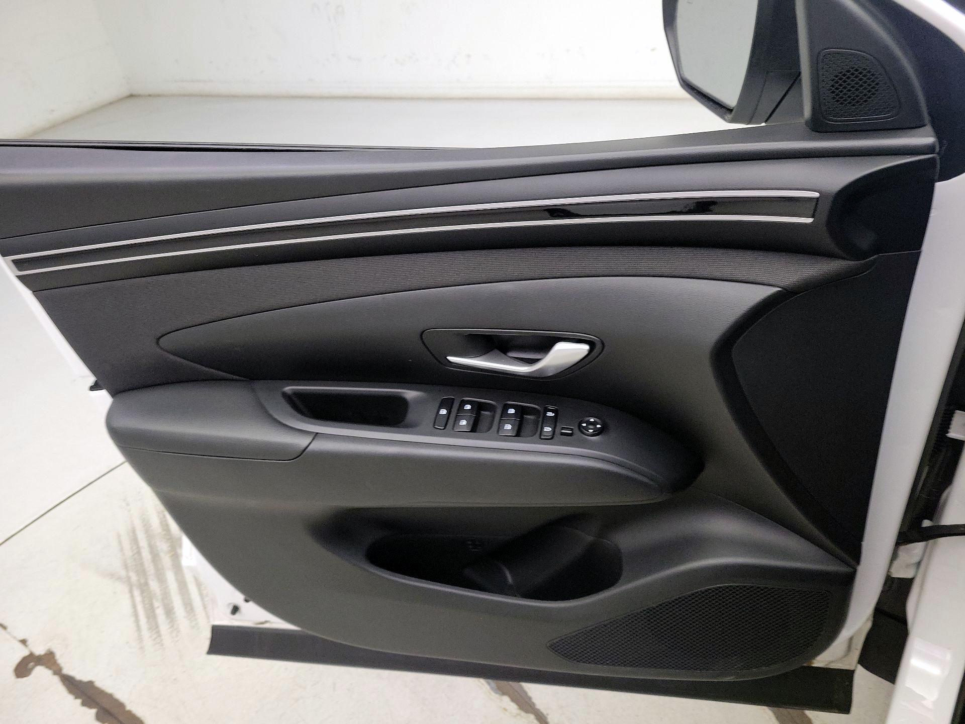 Thumbnail: 2024 Hyundai Tucson - 12