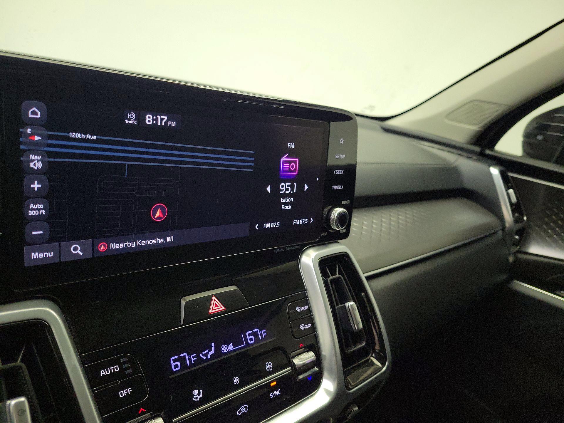 Thumbnail: 2022 Kia Sorento - 14