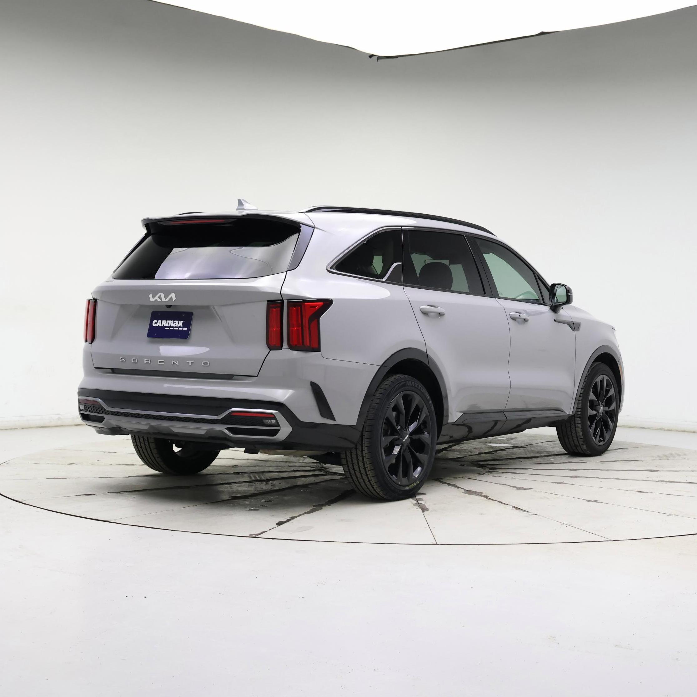 Thumbnail: 2022 Kia Sorento - 8