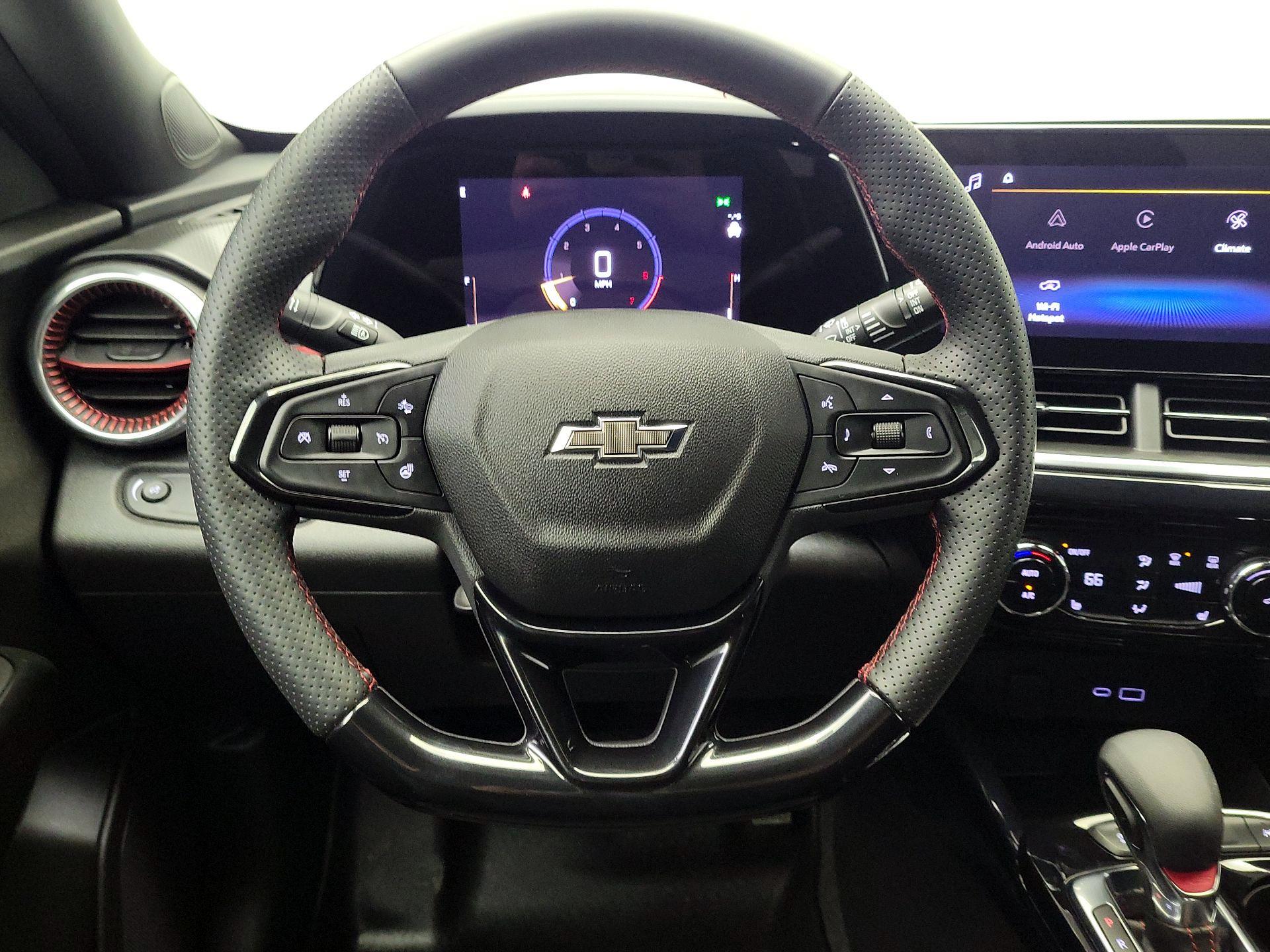 Thumbnail: 2025 Chevrolet Trax - 10