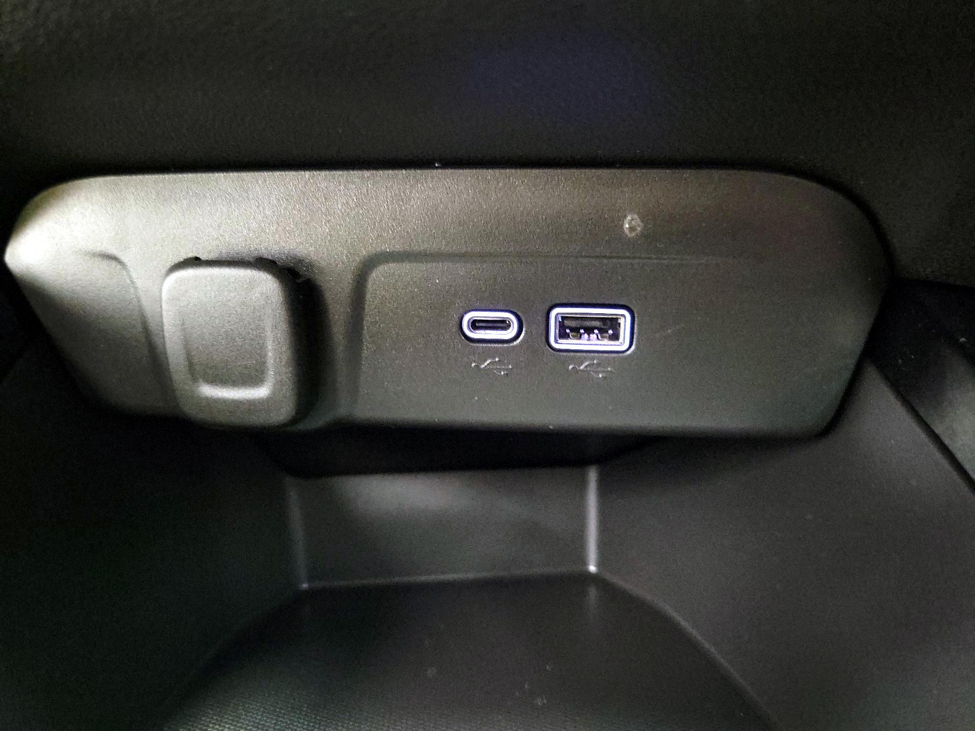 Thumbnail: 2025 Chevrolet Trax - 18