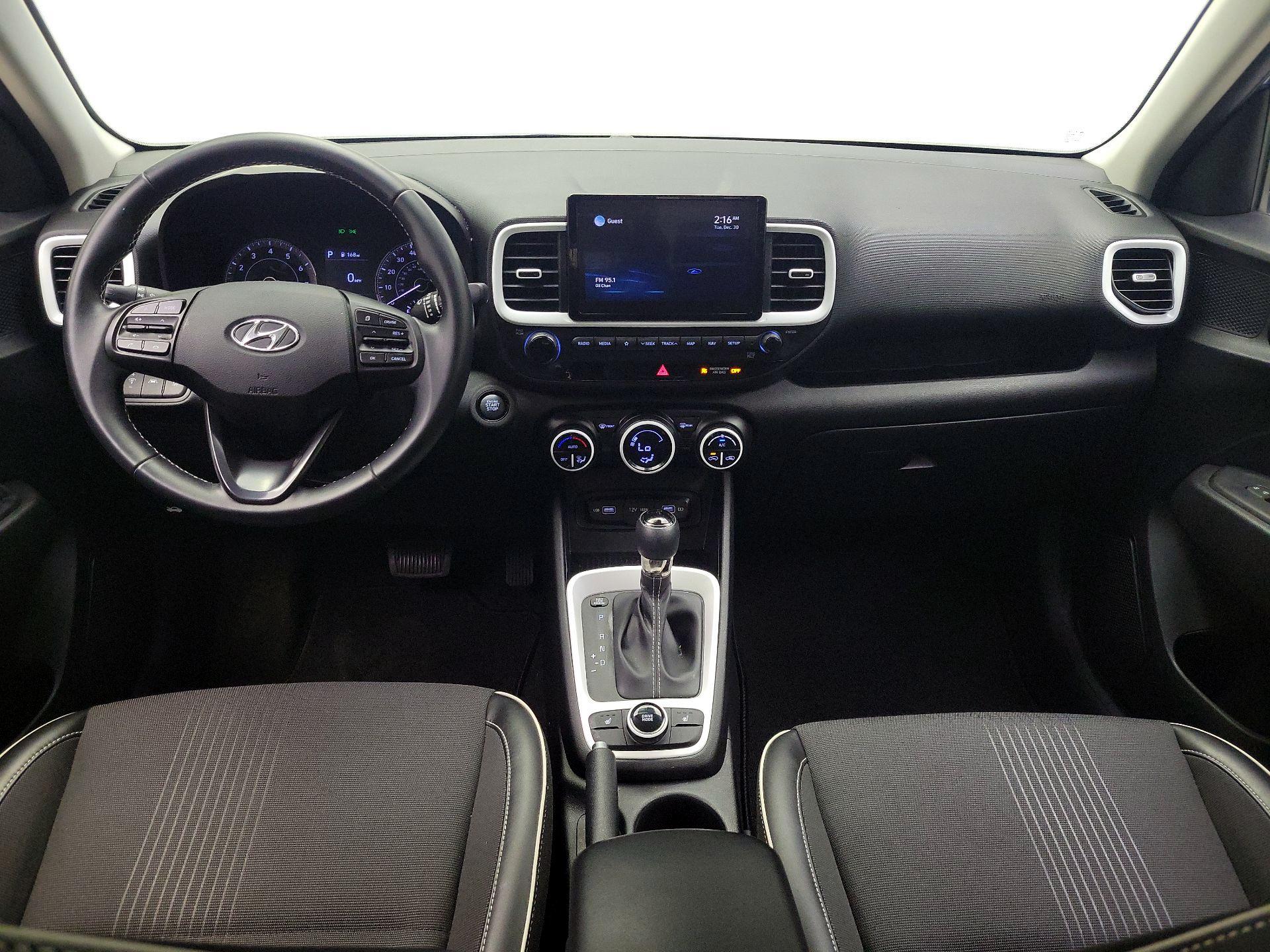 Thumbnail: 2022 Hyundai Venue - 9