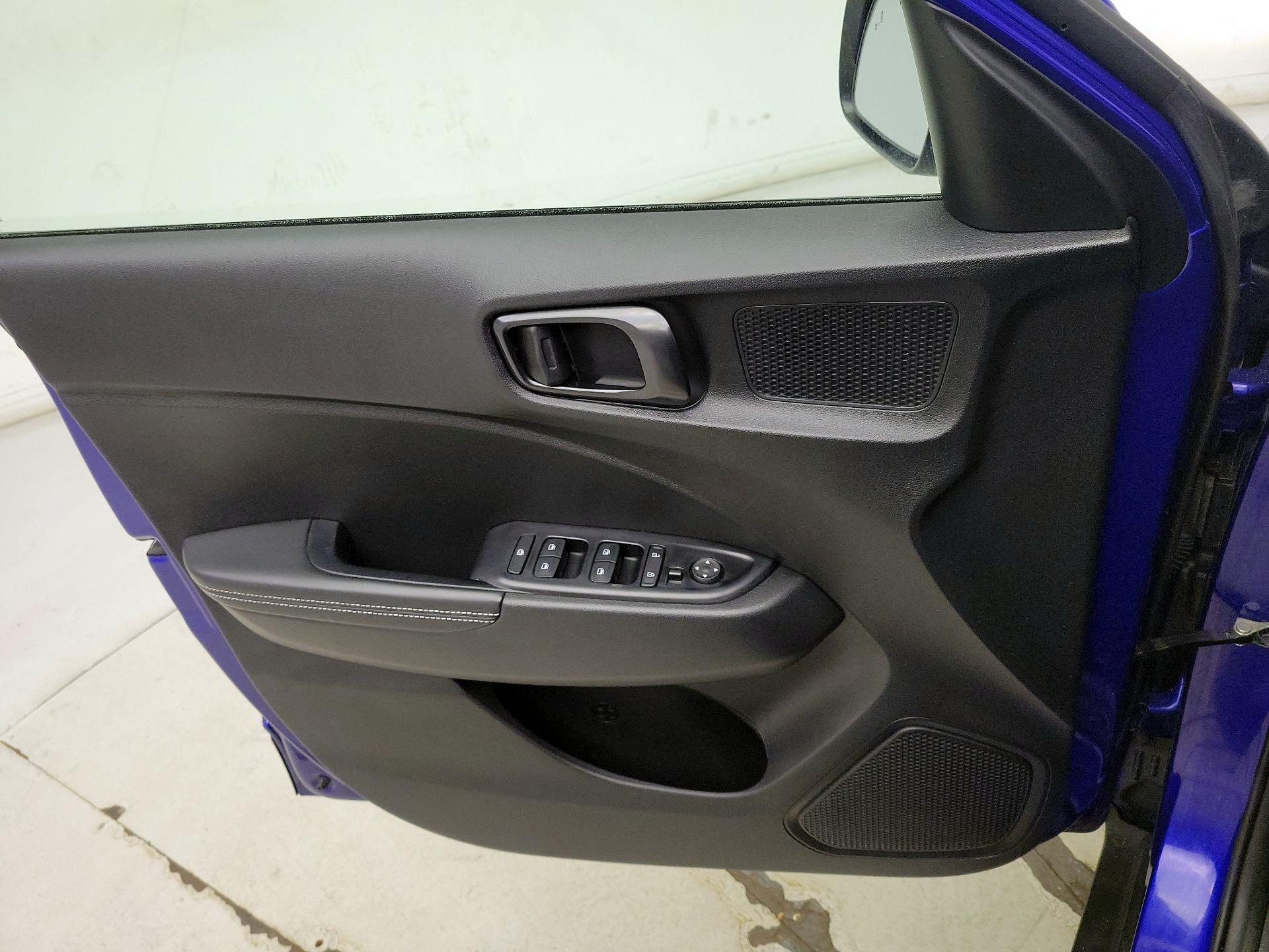 Thumbnail: 2022 Hyundai Venue - 12