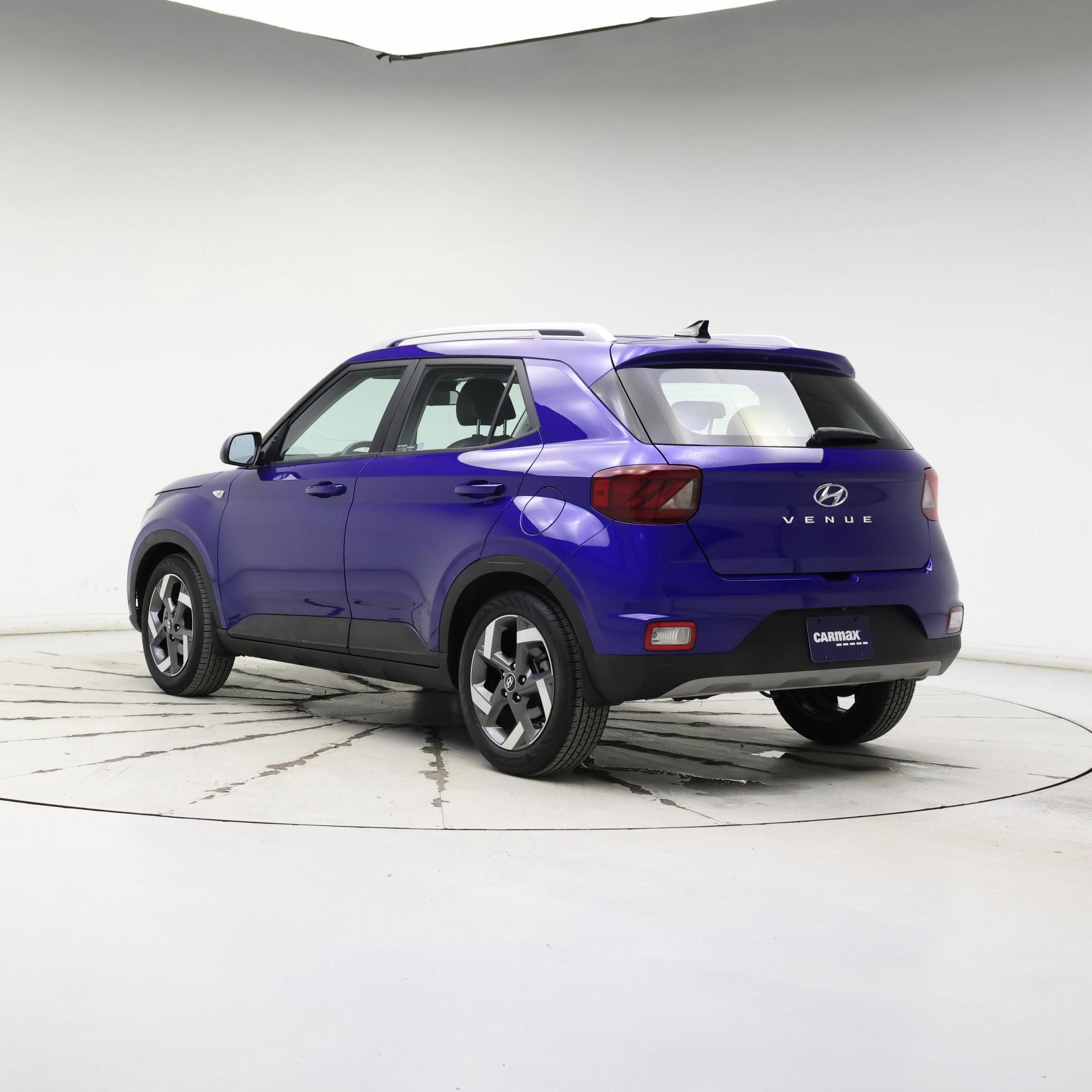 Thumbnail: 2022 Hyundai Venue - 2