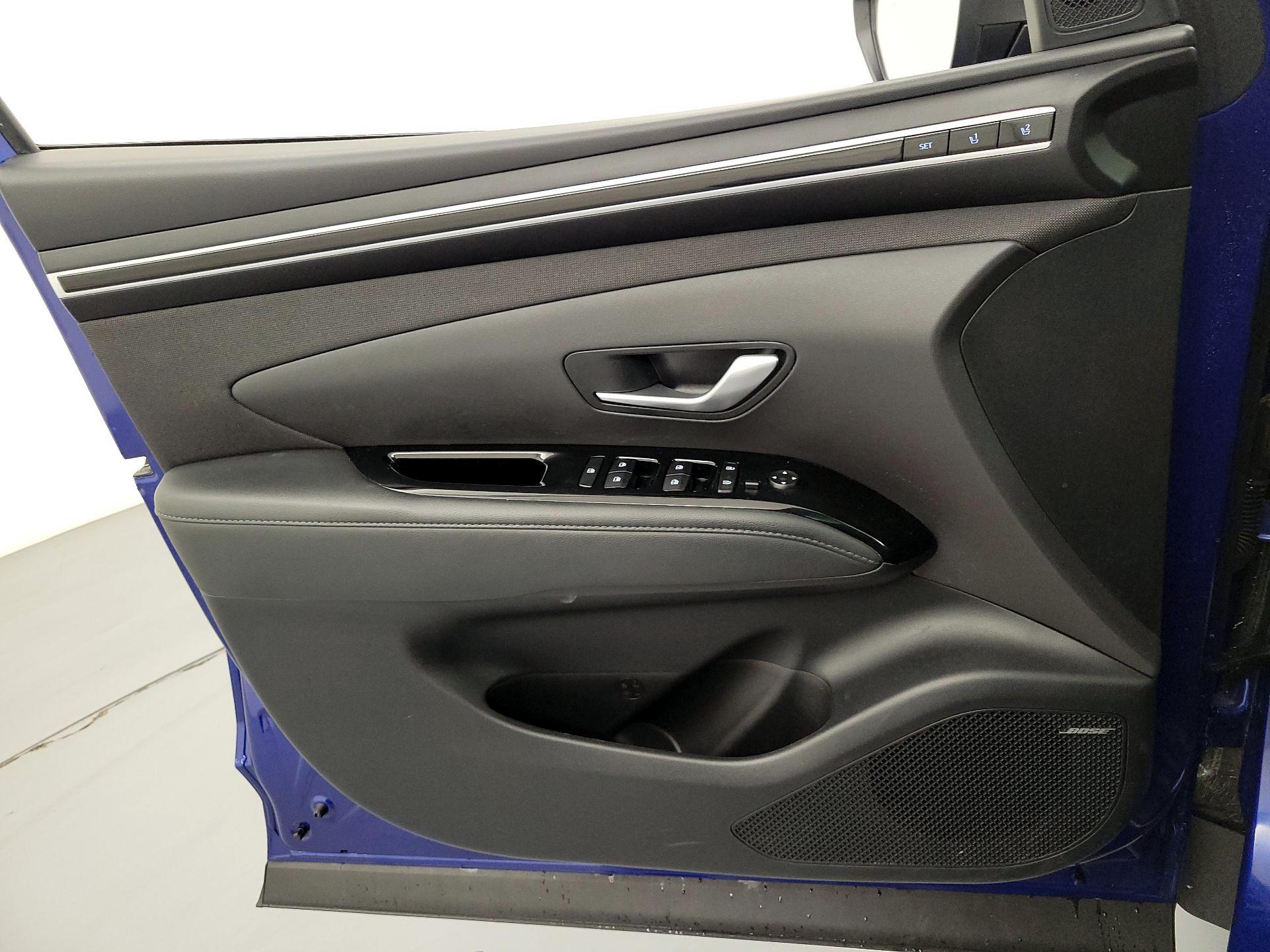 Thumbnail: 2023 Hyundai Tucson - 12