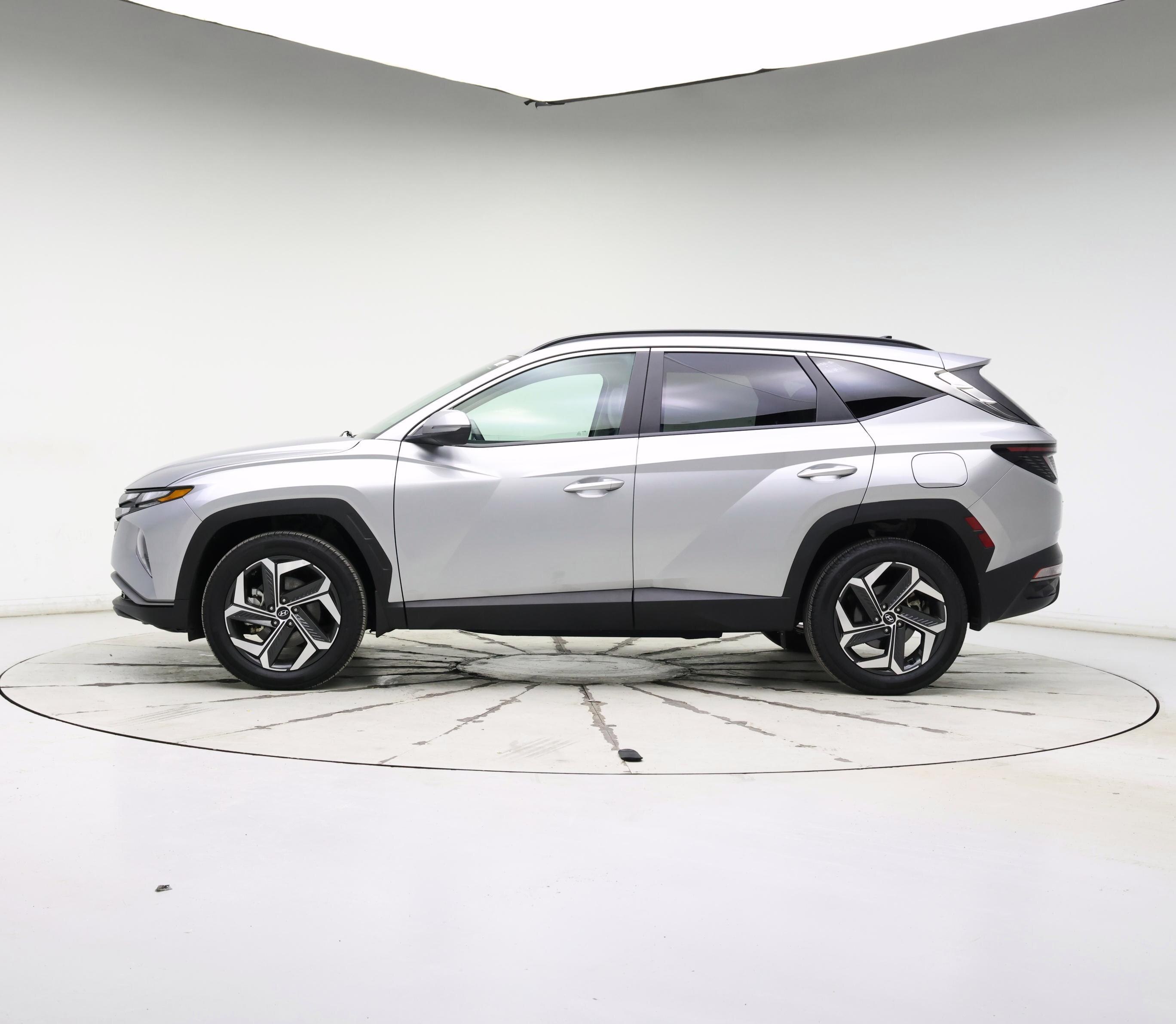 Thumbnail: 2024 Hyundai Tucson - 3