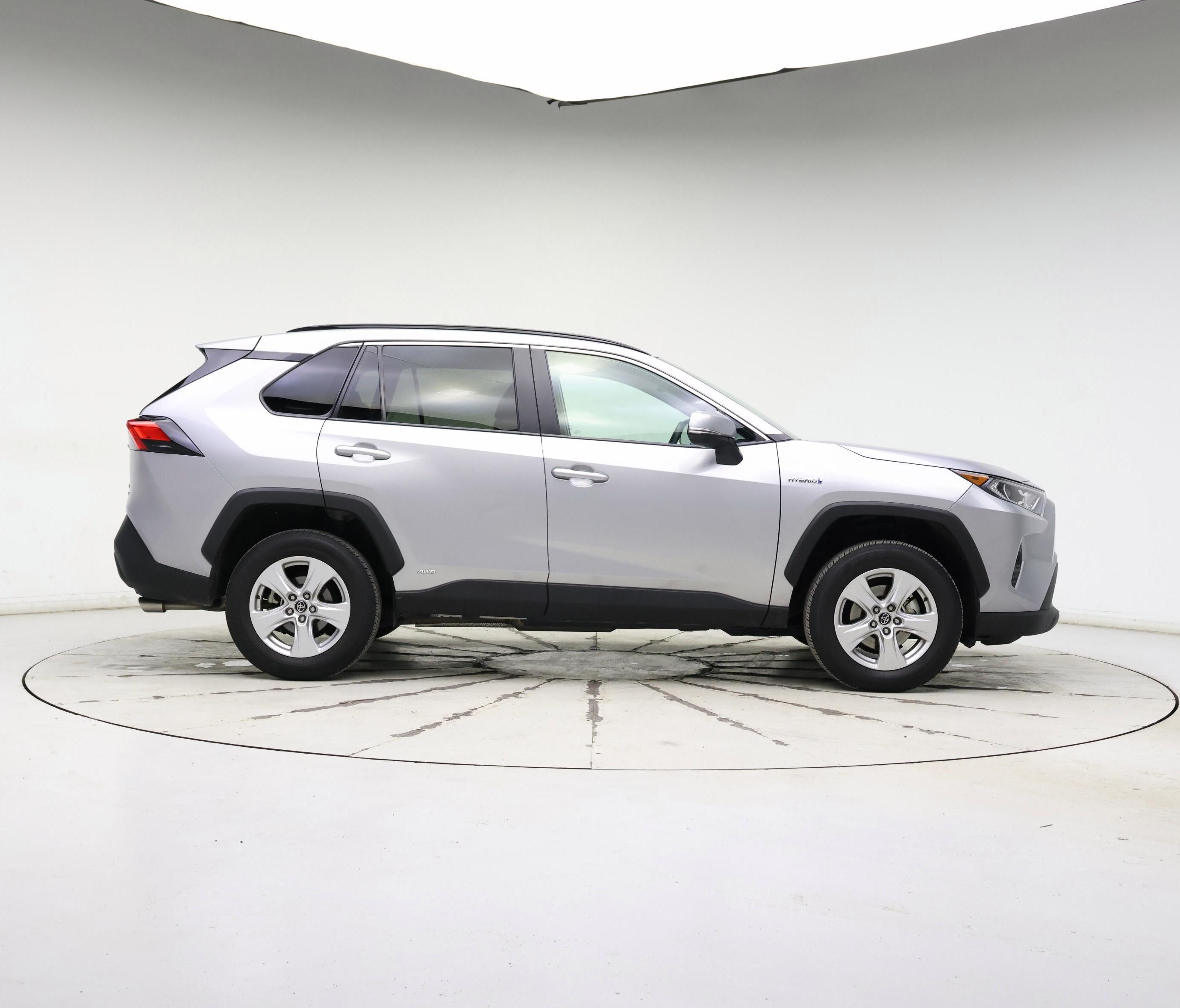 Thumbnail: 2020 Toyota RAV4 - 7