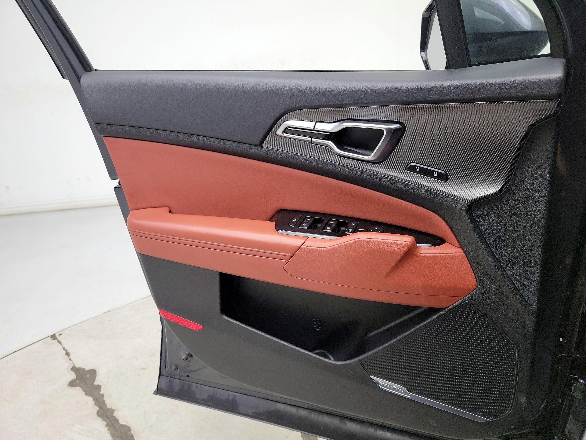 Thumbnail: 2024 Kia Sportage - 12