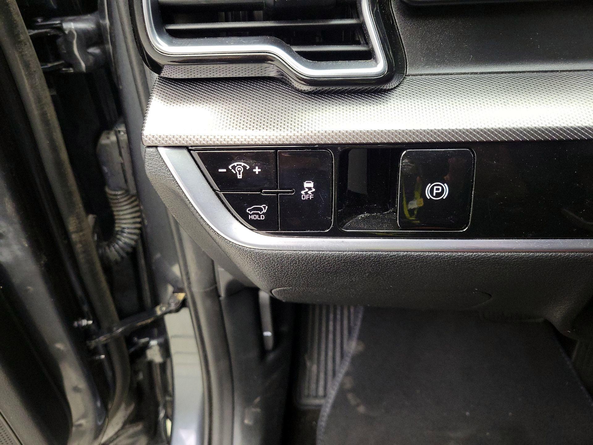 Thumbnail: 2024 Kia Sportage - 13