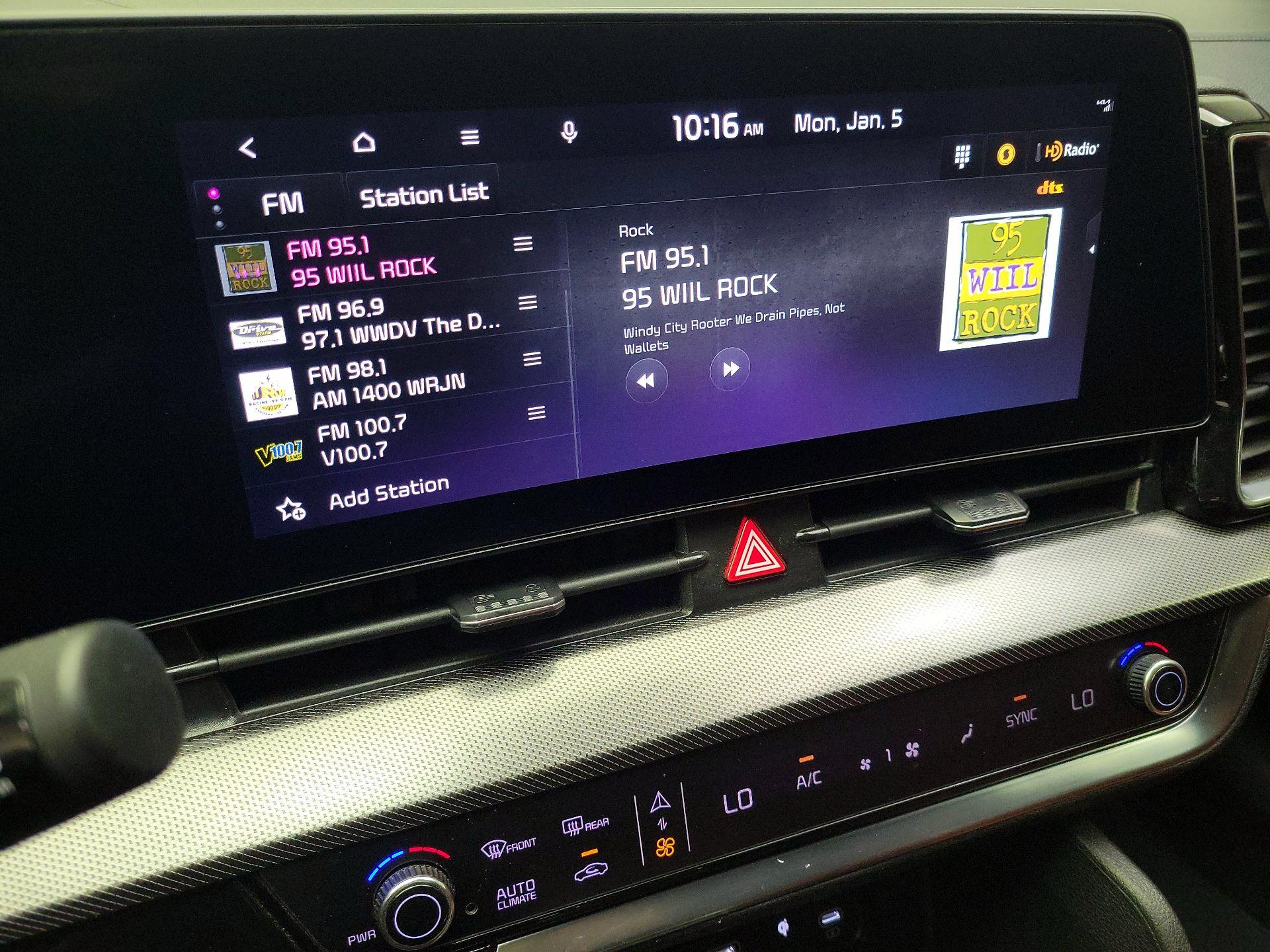 Thumbnail: 2024 Kia Sportage - 16