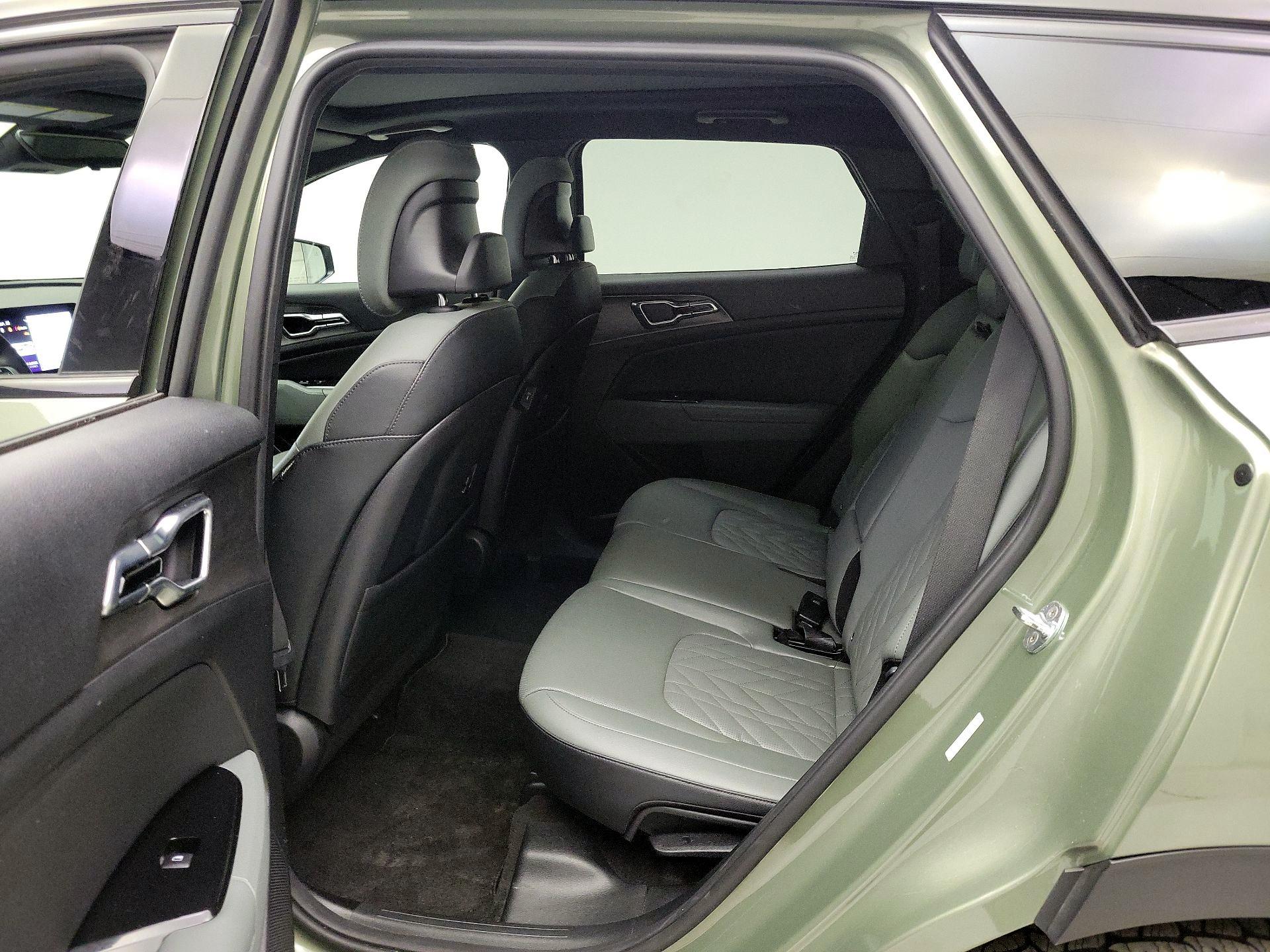 Thumbnail: 2023 Kia Sportage - 19