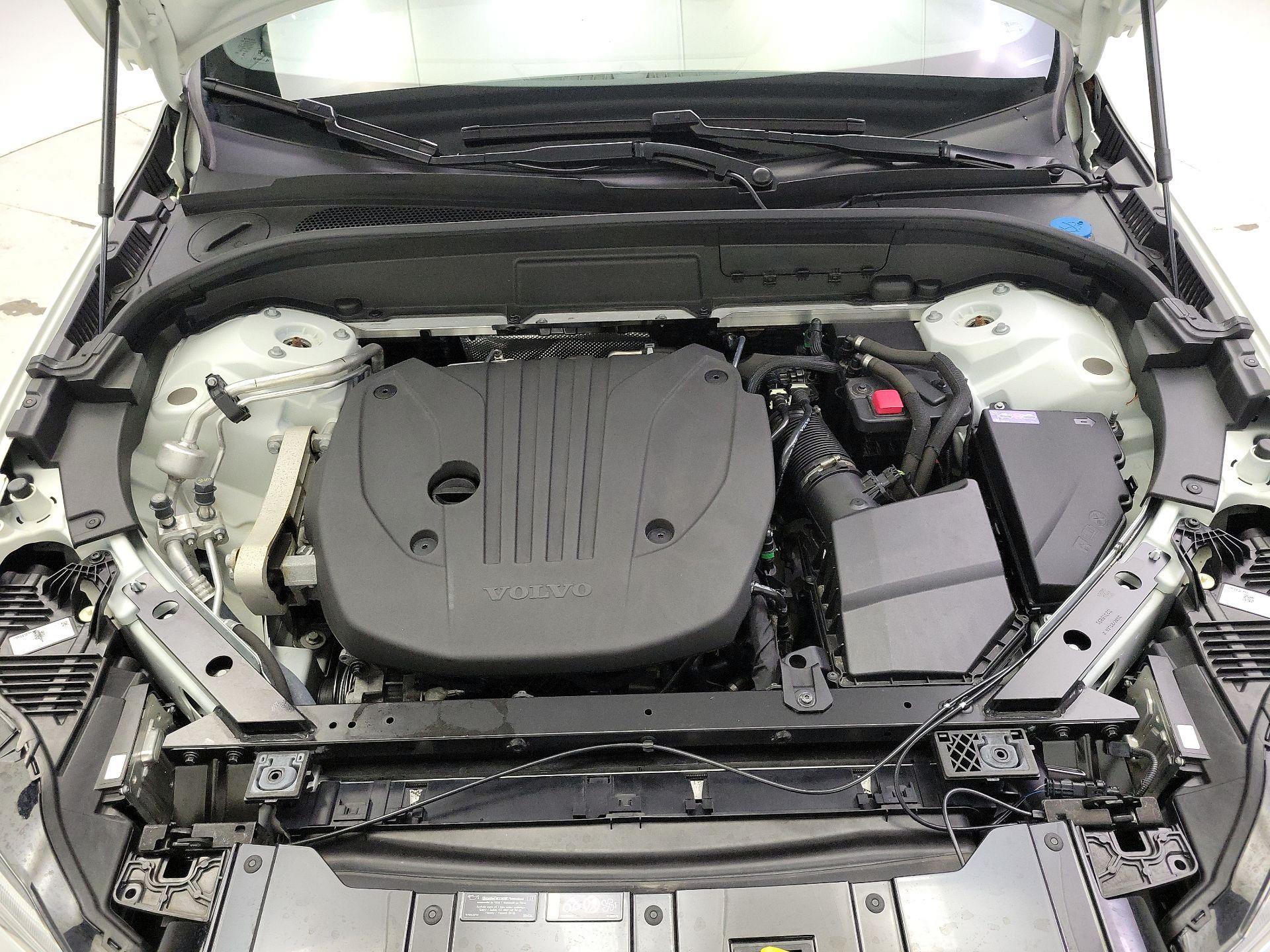 Thumbnail: 2023 Volvo XC60 - 20