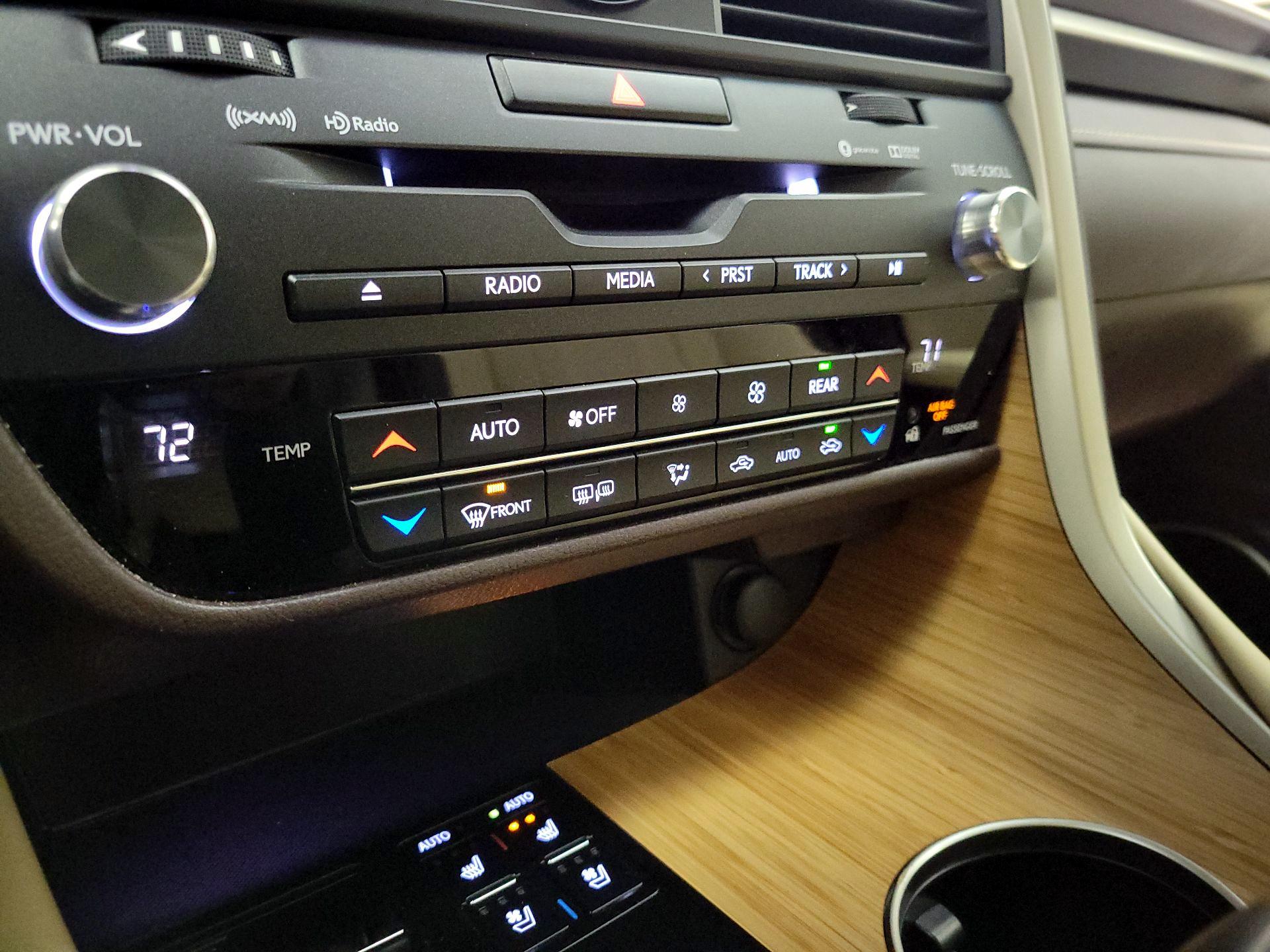 Thumbnail: 2018 Lexus RX - 17