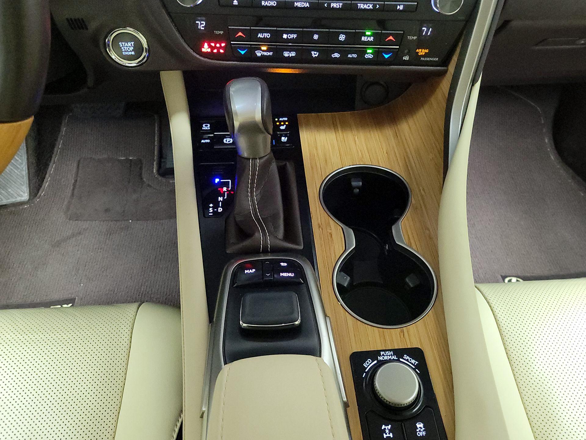 Thumbnail: 2018 Lexus RX - 18