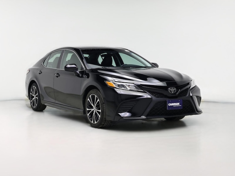 2019 Toyota Camry SE -
                  Schaumburg, IL
