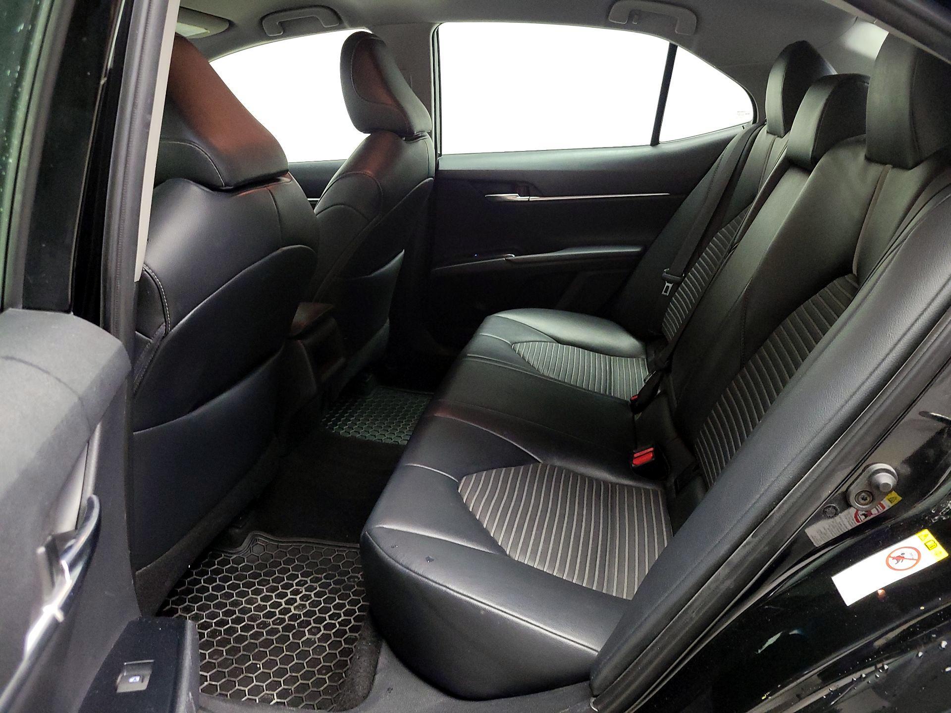 Thumbnail: 2019 Toyota Camry - 19