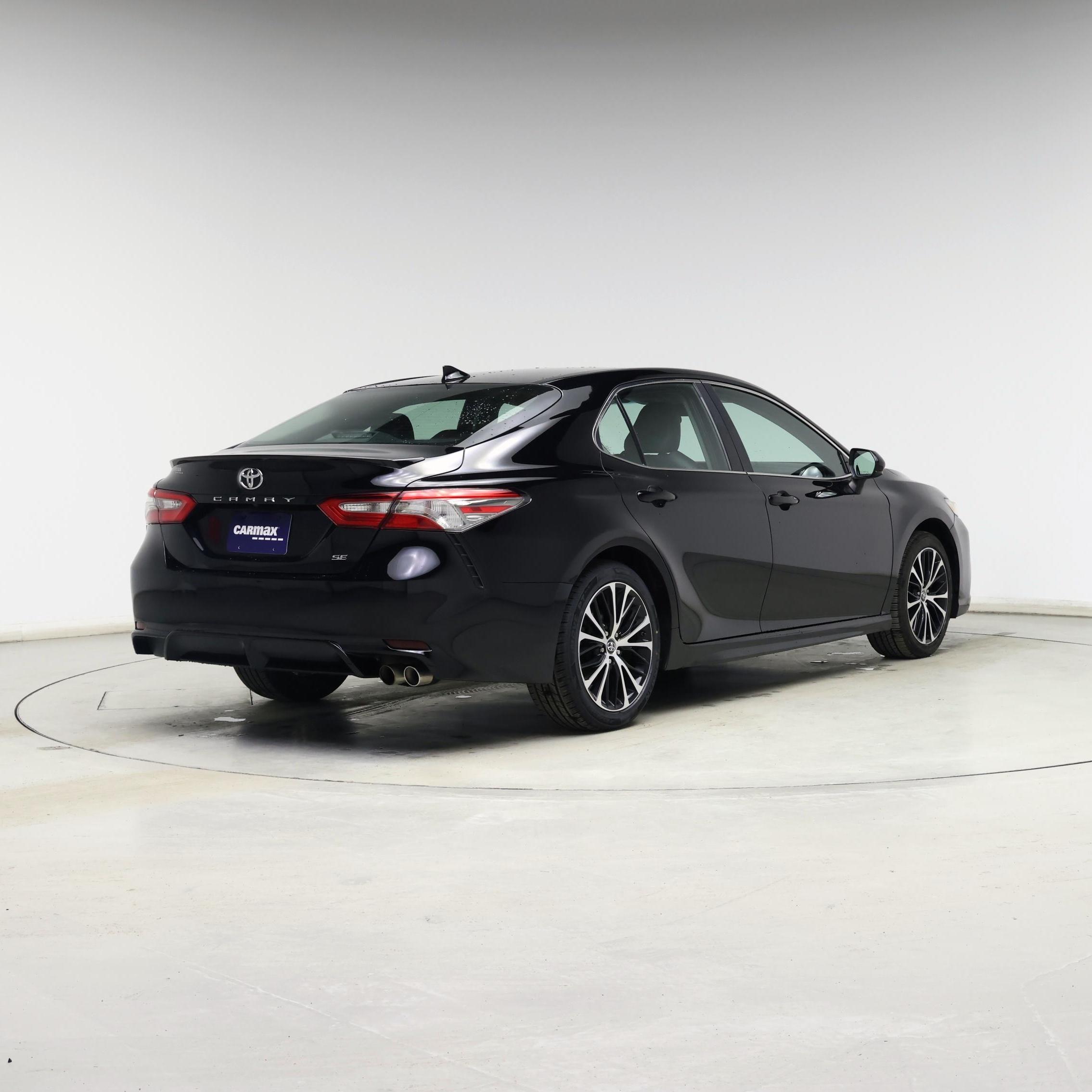 Thumbnail: 2019 Toyota Camry - 8
