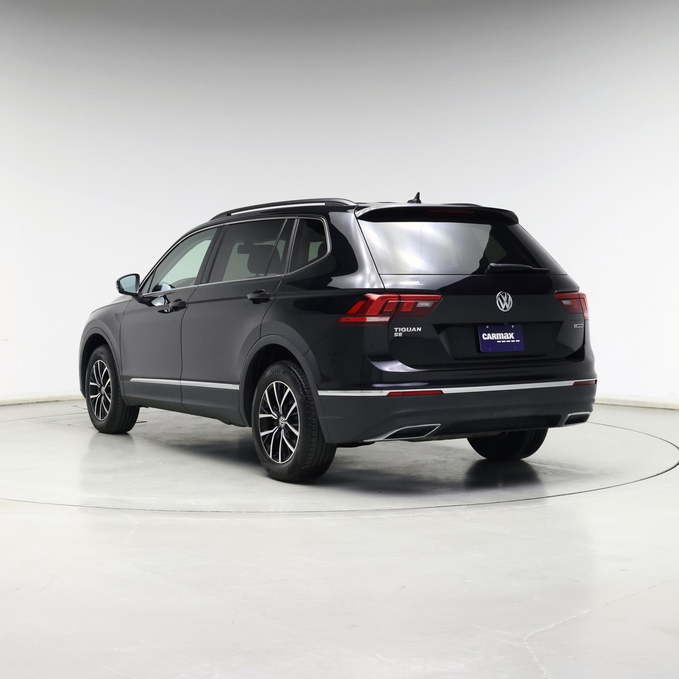 Thumbnail: 2021 Volkswagen Tiguan - 2