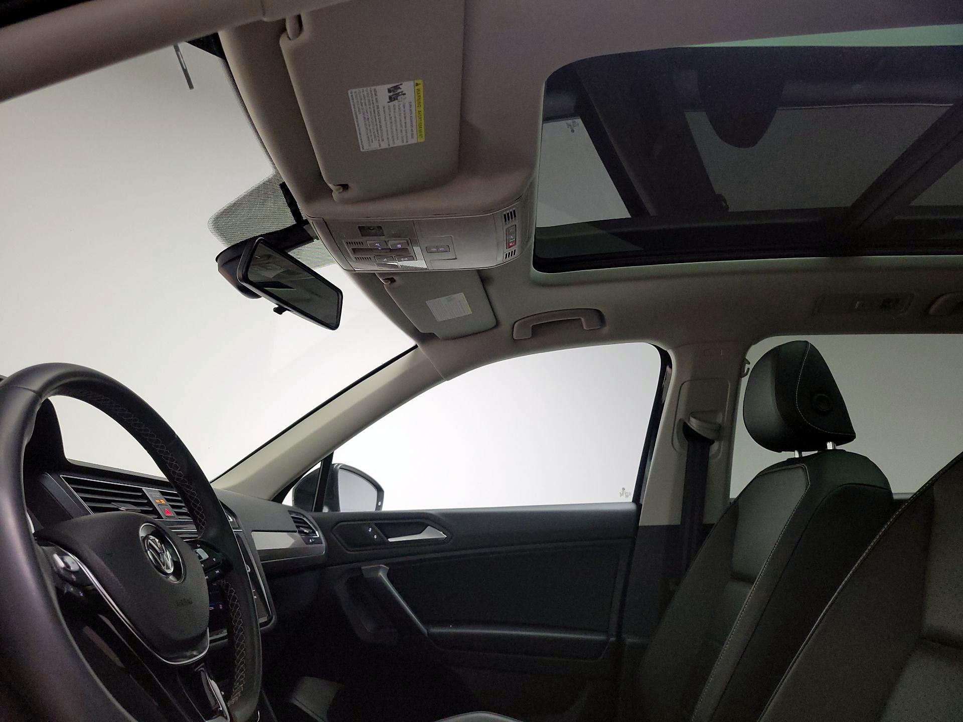 Thumbnail: 2021 Volkswagen Tiguan - 19