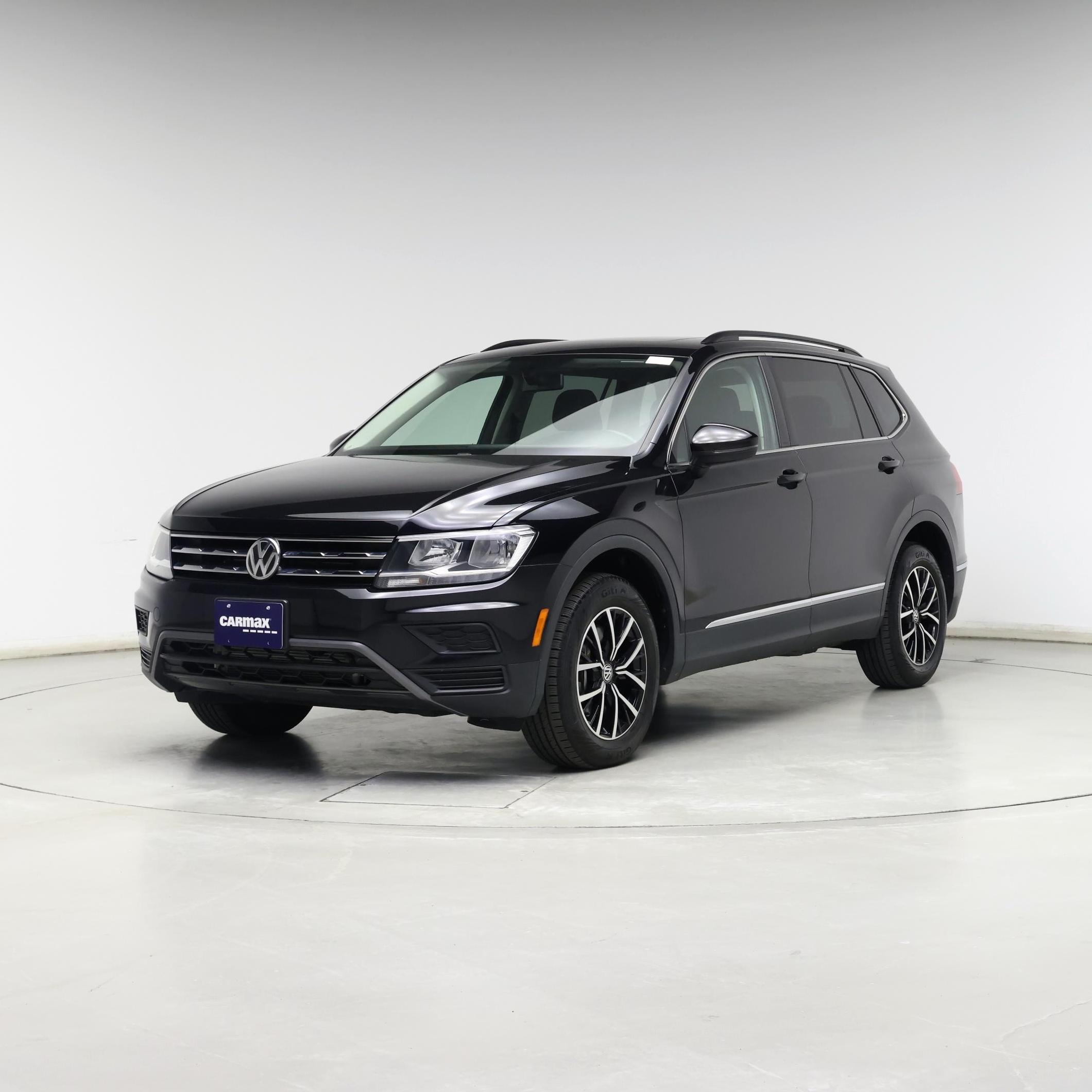 Thumbnail: 2021 Volkswagen Tiguan - 4