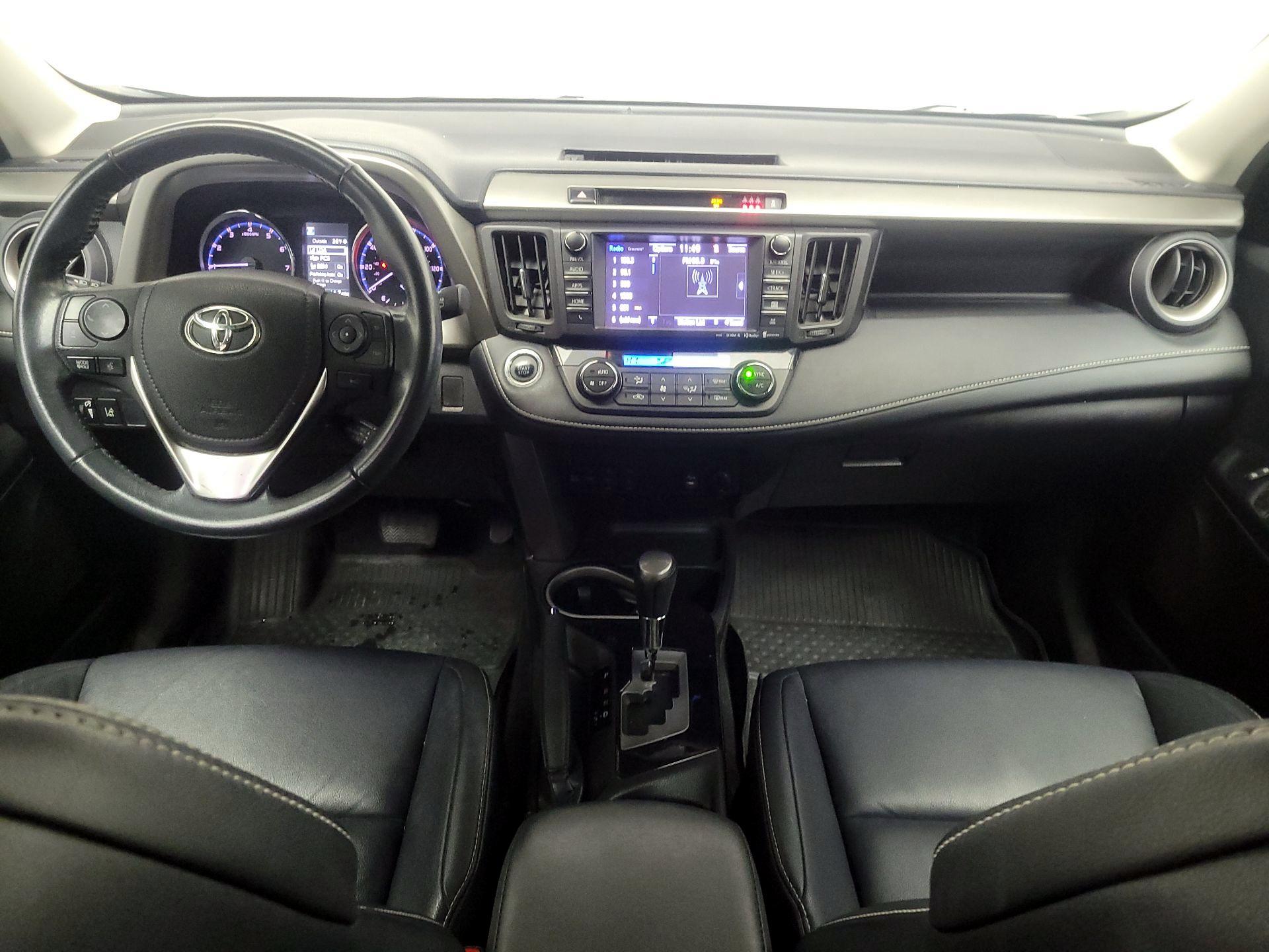 Thumbnail: 2017 Toyota RAV4 - 9