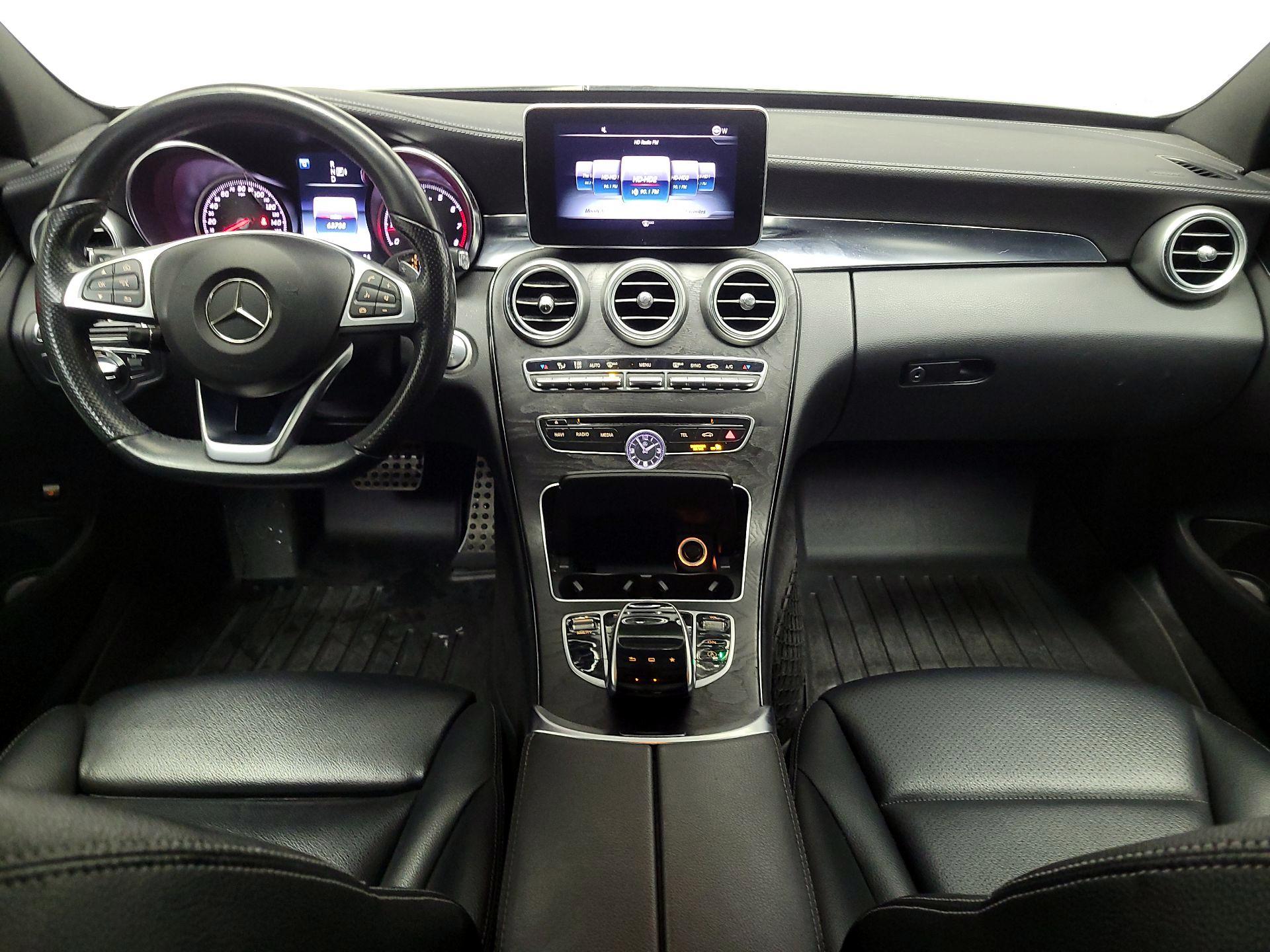 Thumbnail: 2015 Mercedes-Benz C-Class - 9