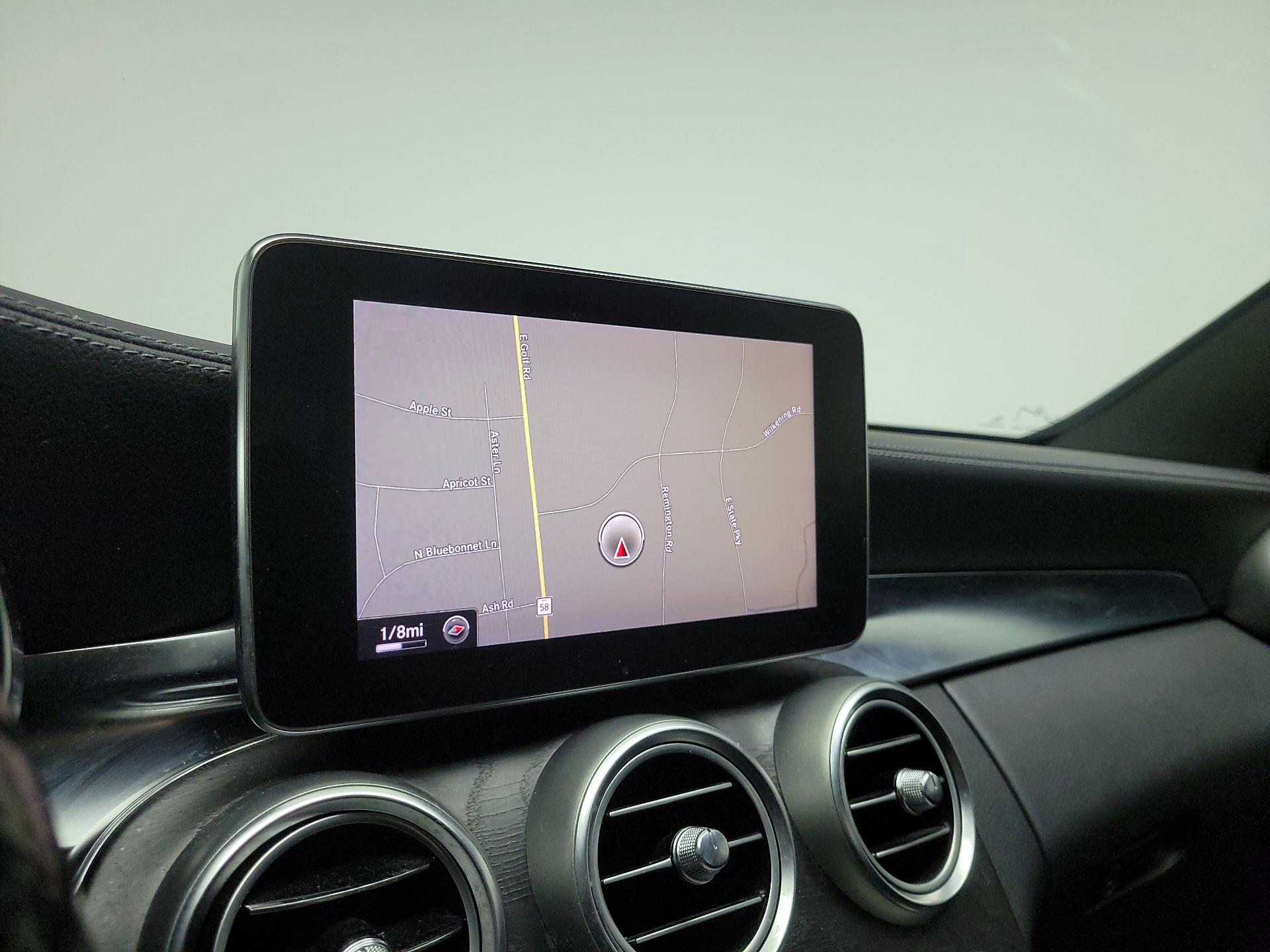 Thumbnail: 2015 Mercedes-Benz C-Class - 14