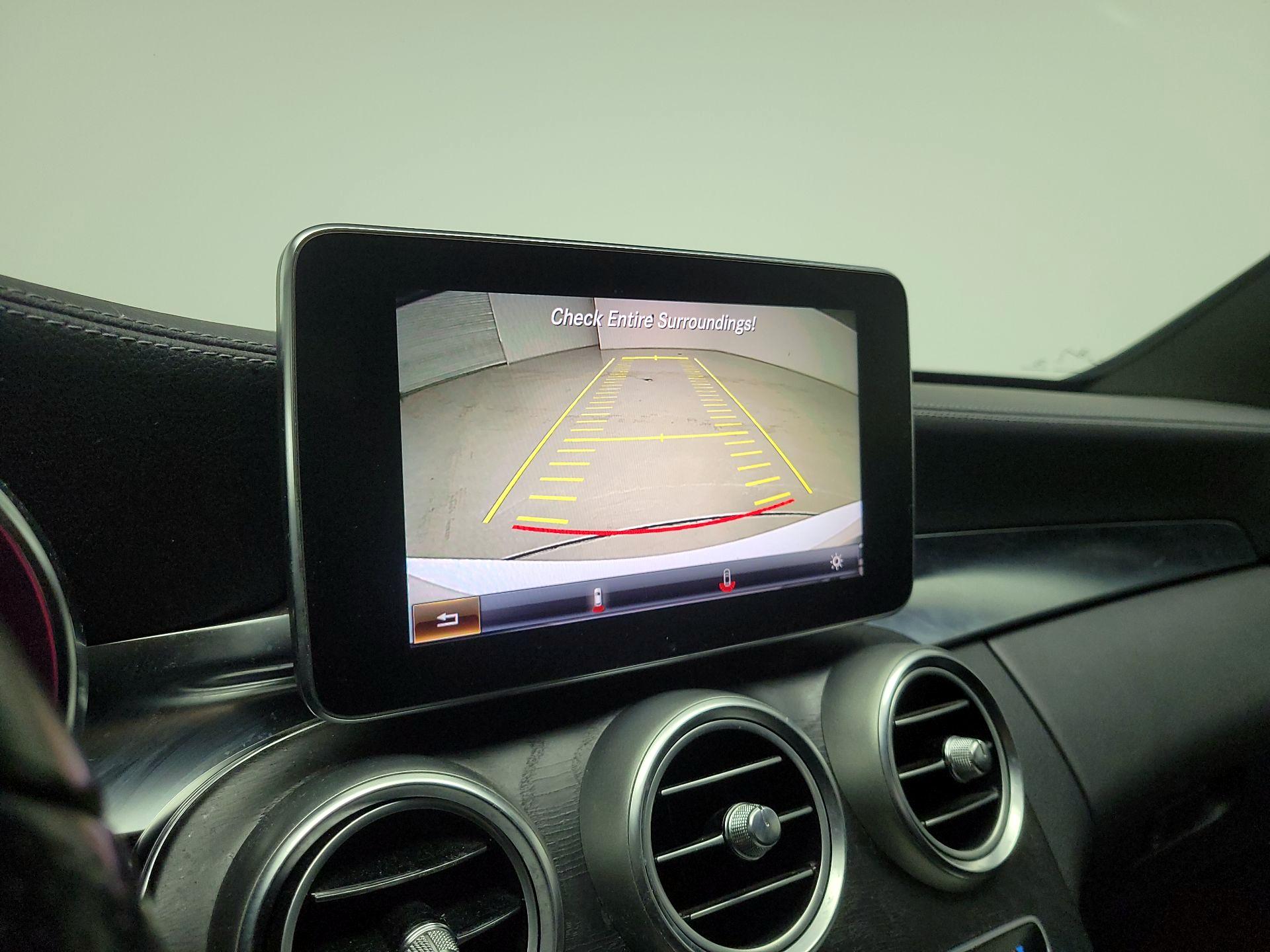 Thumbnail: 2015 Mercedes-Benz C-Class - 15