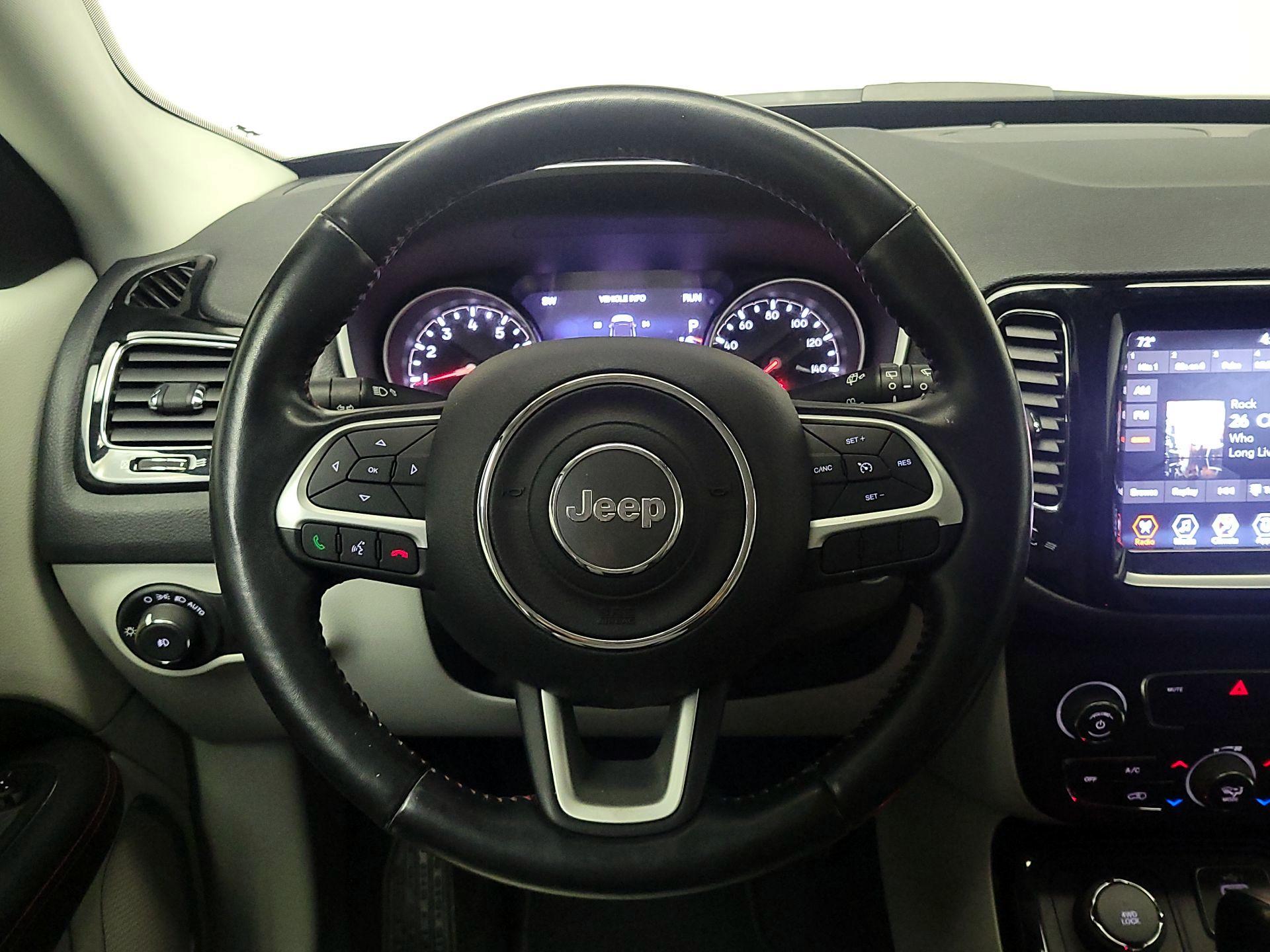 Thumbnail: 2020 Jeep Compass - 10