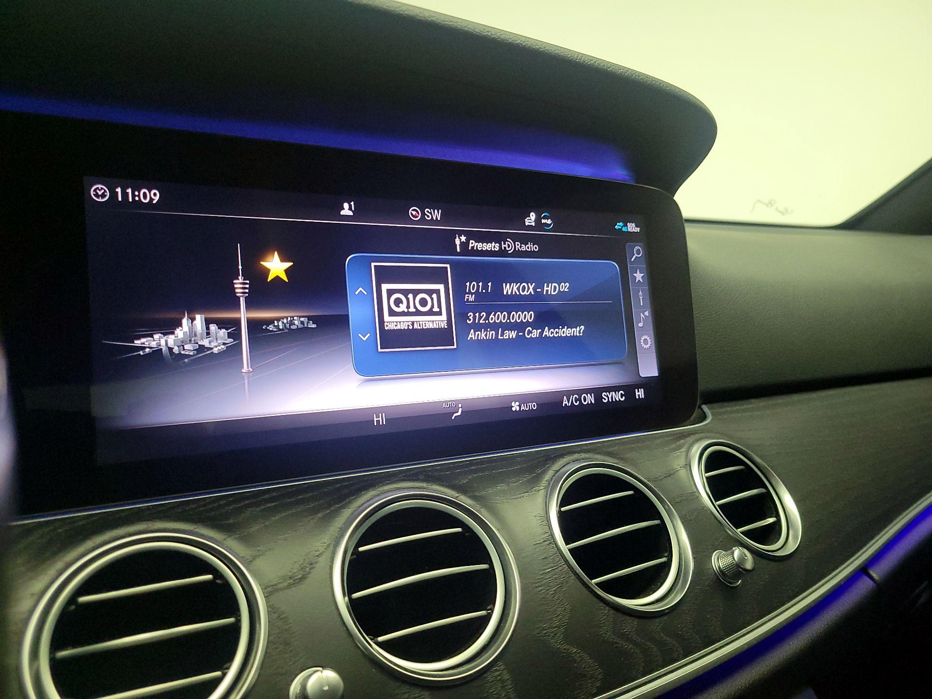 Thumbnail: 2020 Mercedes-Benz E-Class - 16